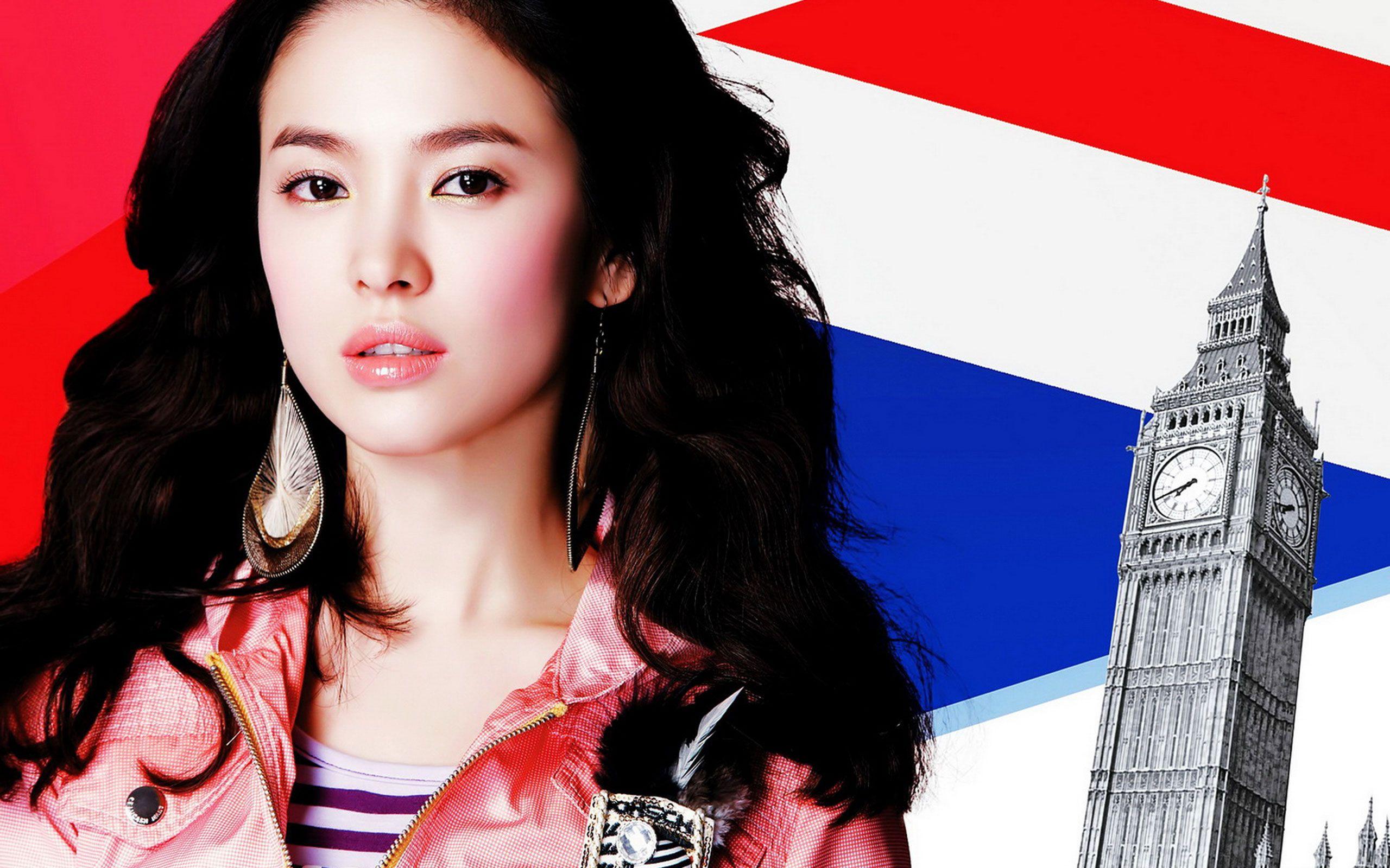 2560x1600 Korean Actress Wallpaper