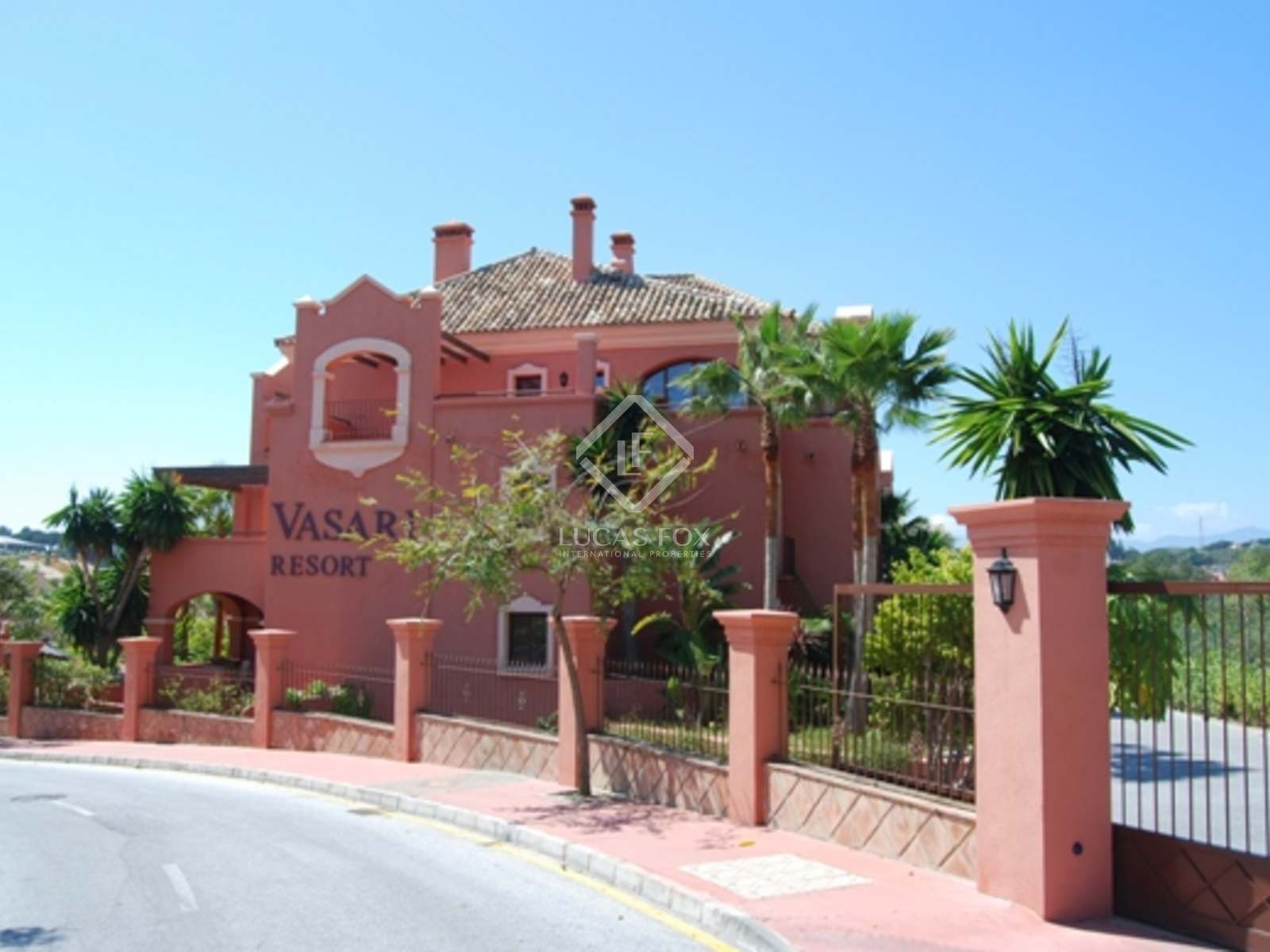 1600x1200 Luxury apartment in Puerto Banús, Marbella