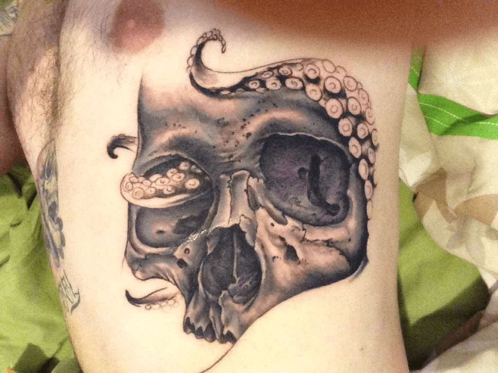 1024x768 The most awesome image on the Internet. Tentacle tattoo, Tattoo