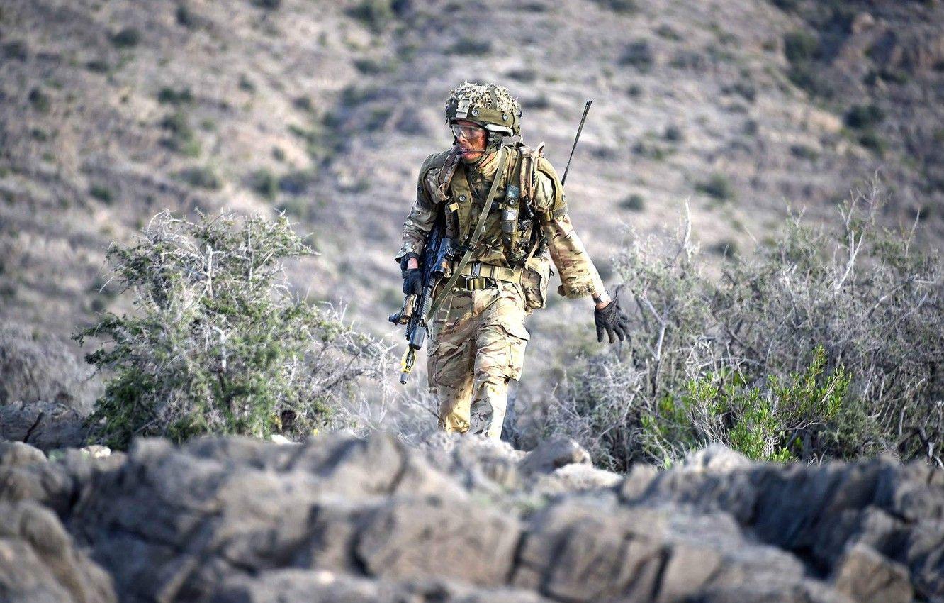 1332x850 Wallpaper weapons, soldiers, British Army image for desktop, section мужчины