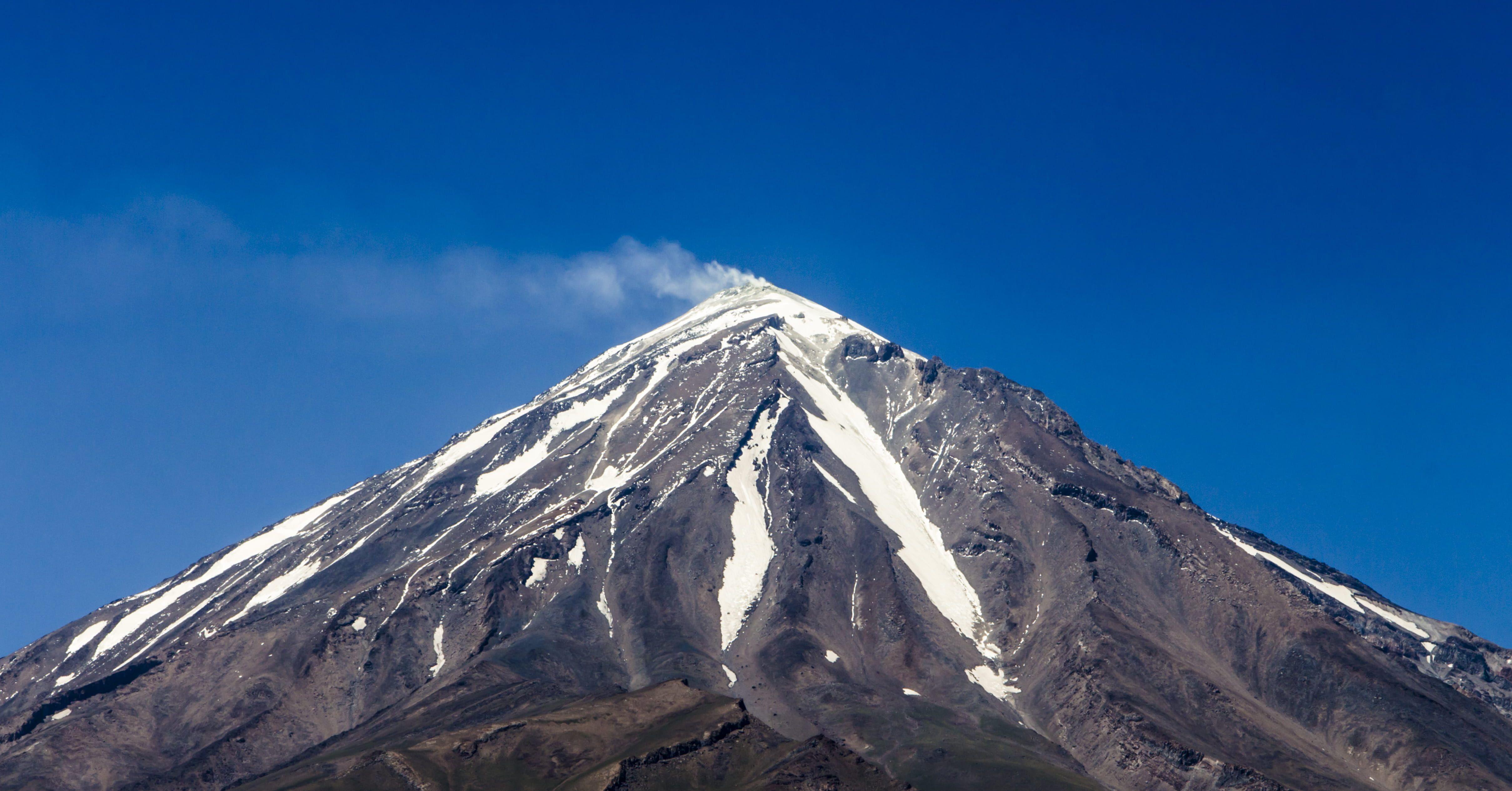 Damavand Wallpaper