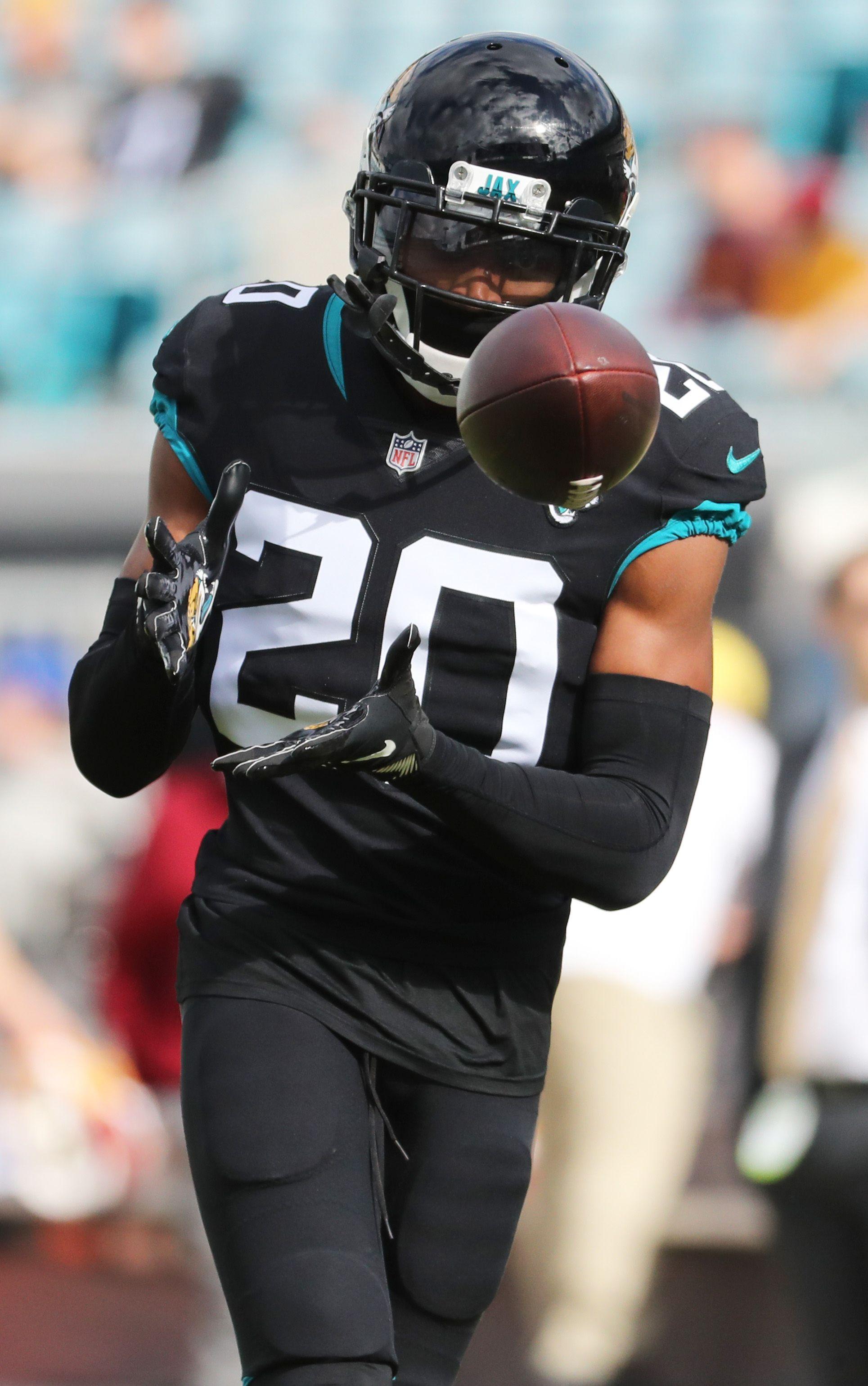 1929x3079 Jaguars' Jalen Ramsey Requests Trade
