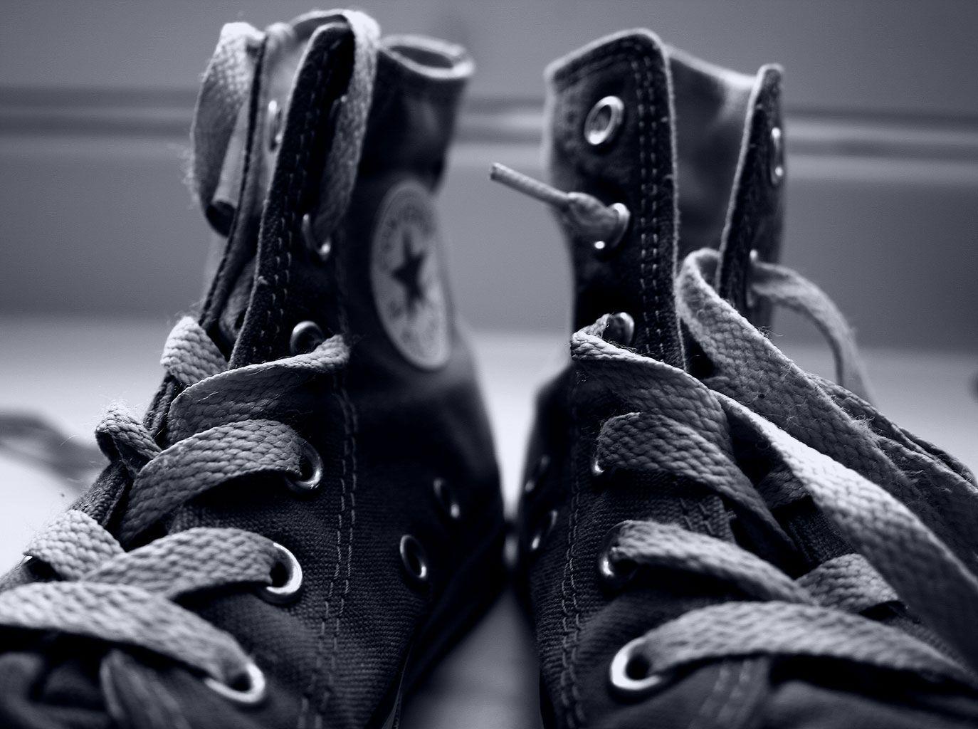 1374x1024 converse chuck taylor, wallpaper претрага. Chuck taylors, Converse shoes, Converse