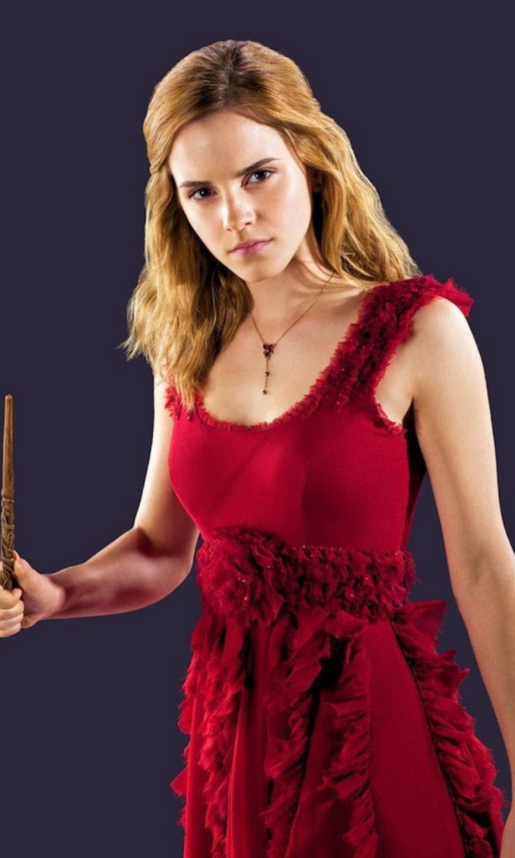 736x1226 Emma Watson in Red Formal Dress. New harry potter movie, Emma watson wallpaper, Emma watson