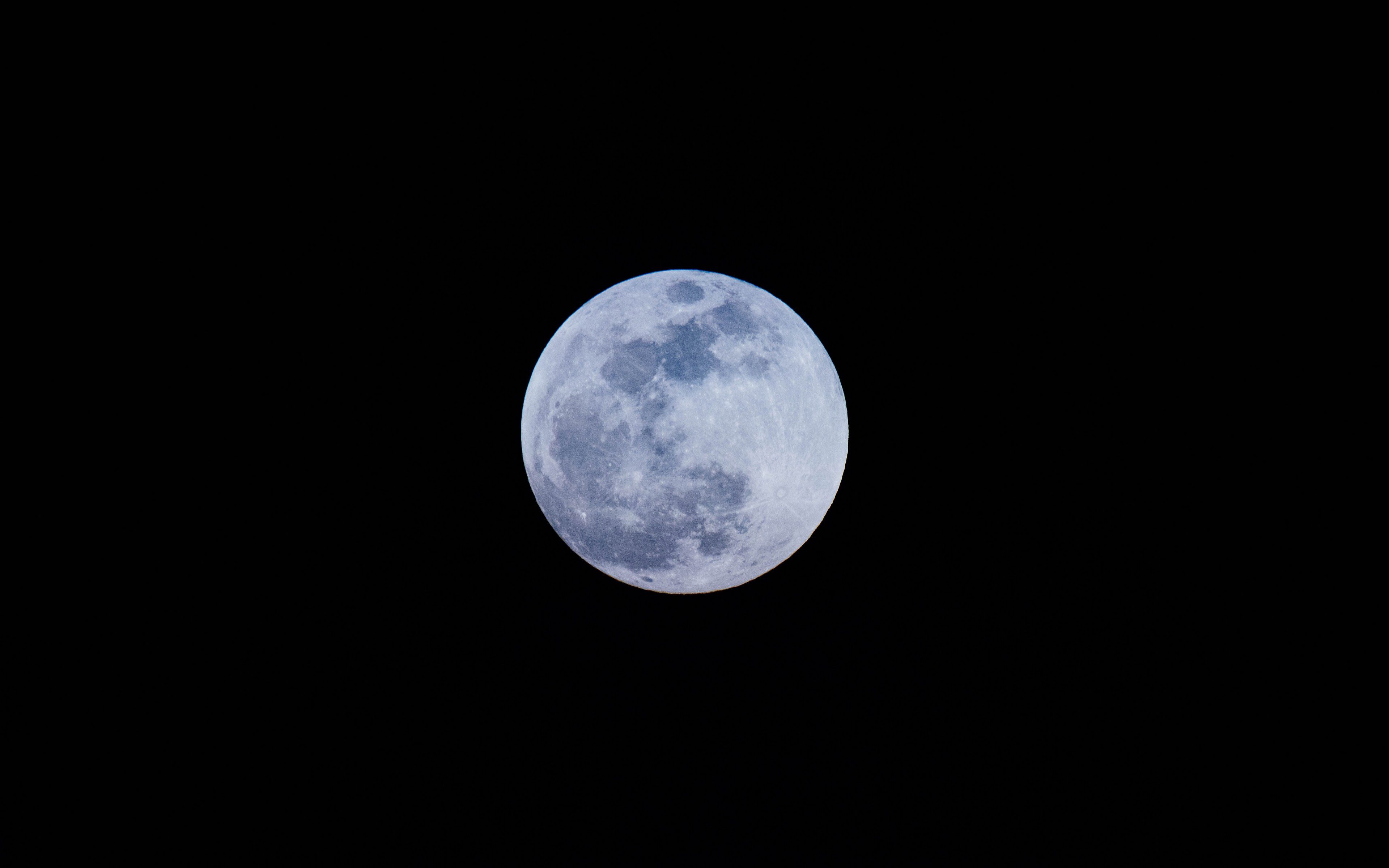 3840x2400 Moon Wallpaper 4K for Desktop
