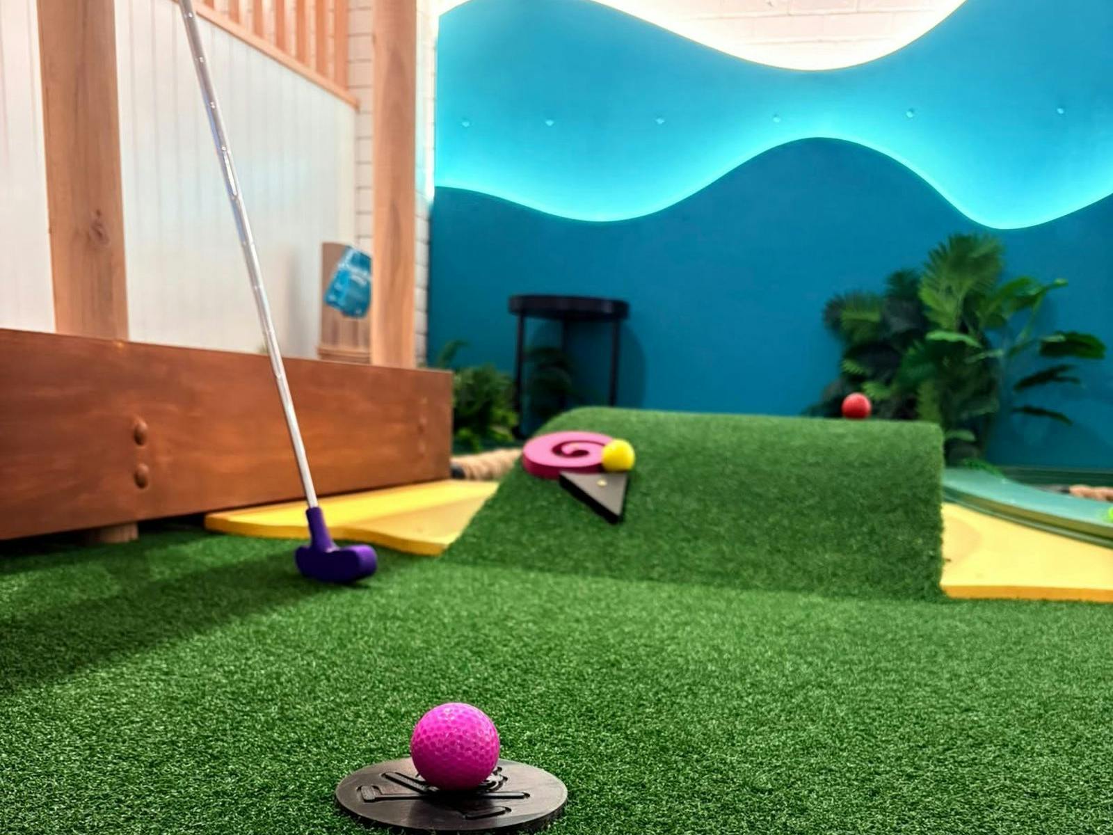 1600x1200 Nice Putt Mini Golf. NSW Holidays & Accommodation, Things to Do, Attractions and Events