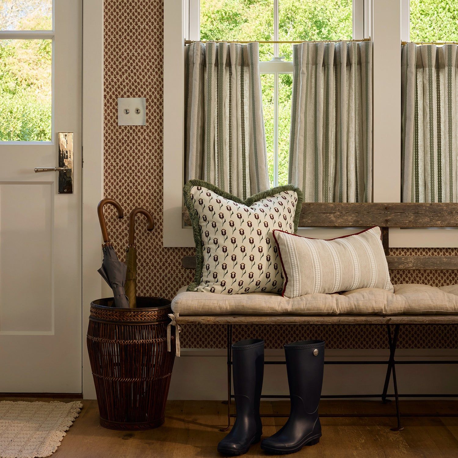 1500x1500 Neutral Patterned Wallpaper