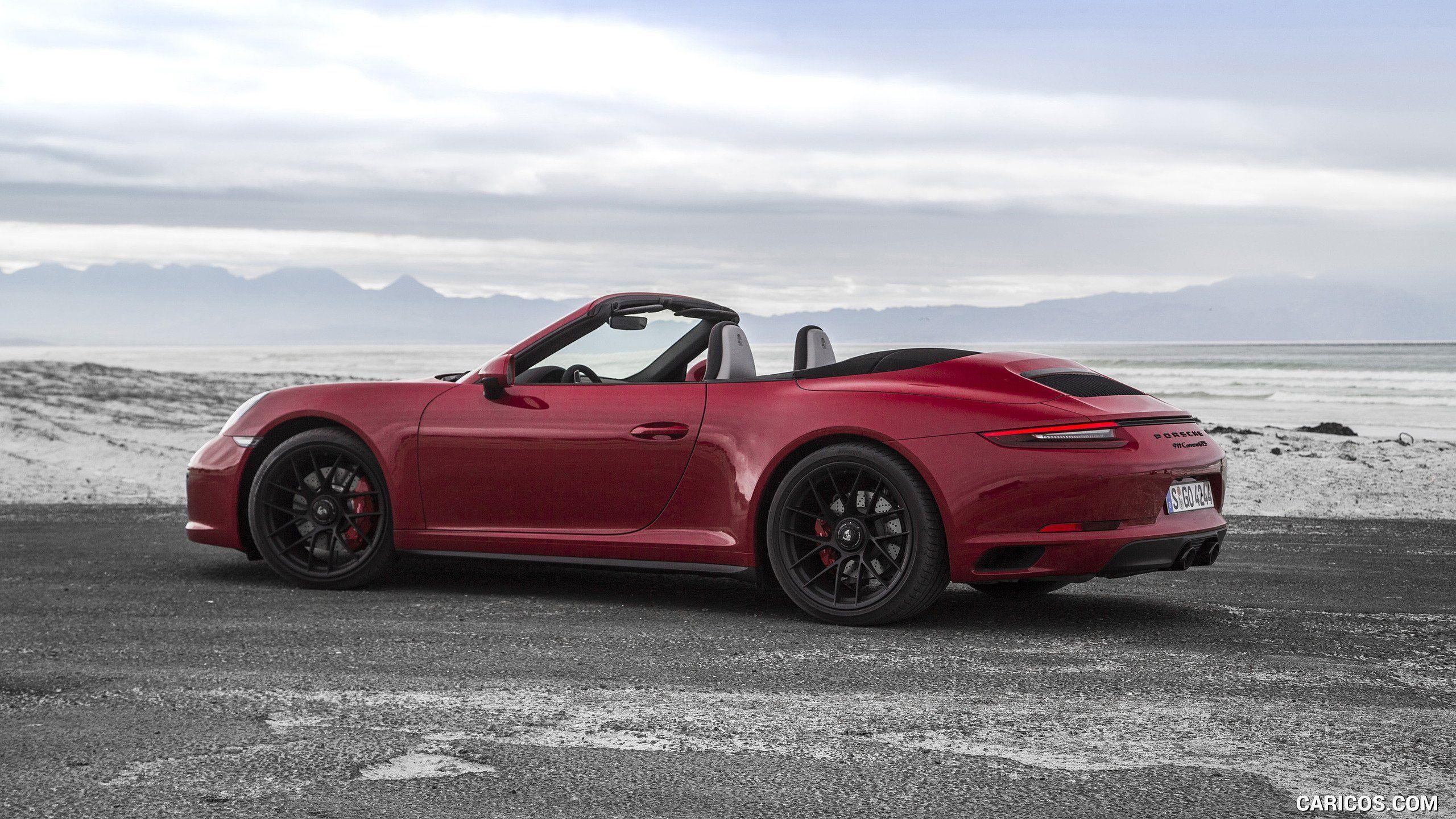 2560x1440 Porsche 911 Cabriolet Wallpaper