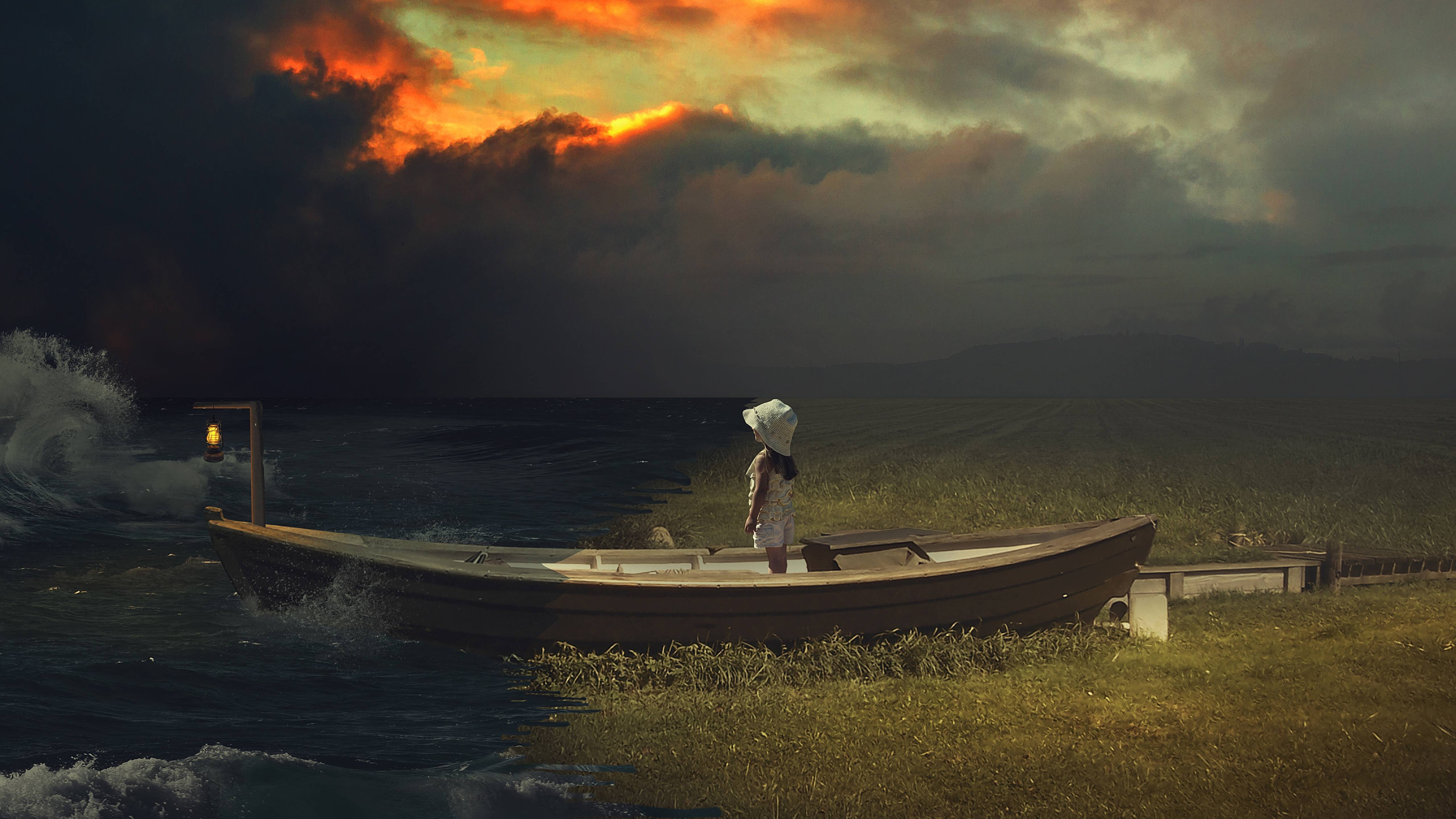 Корабль в океане одинокий. Одинокая лодка. Одинокий корабль. Человек в лодке. Одинокий человек в лодке.