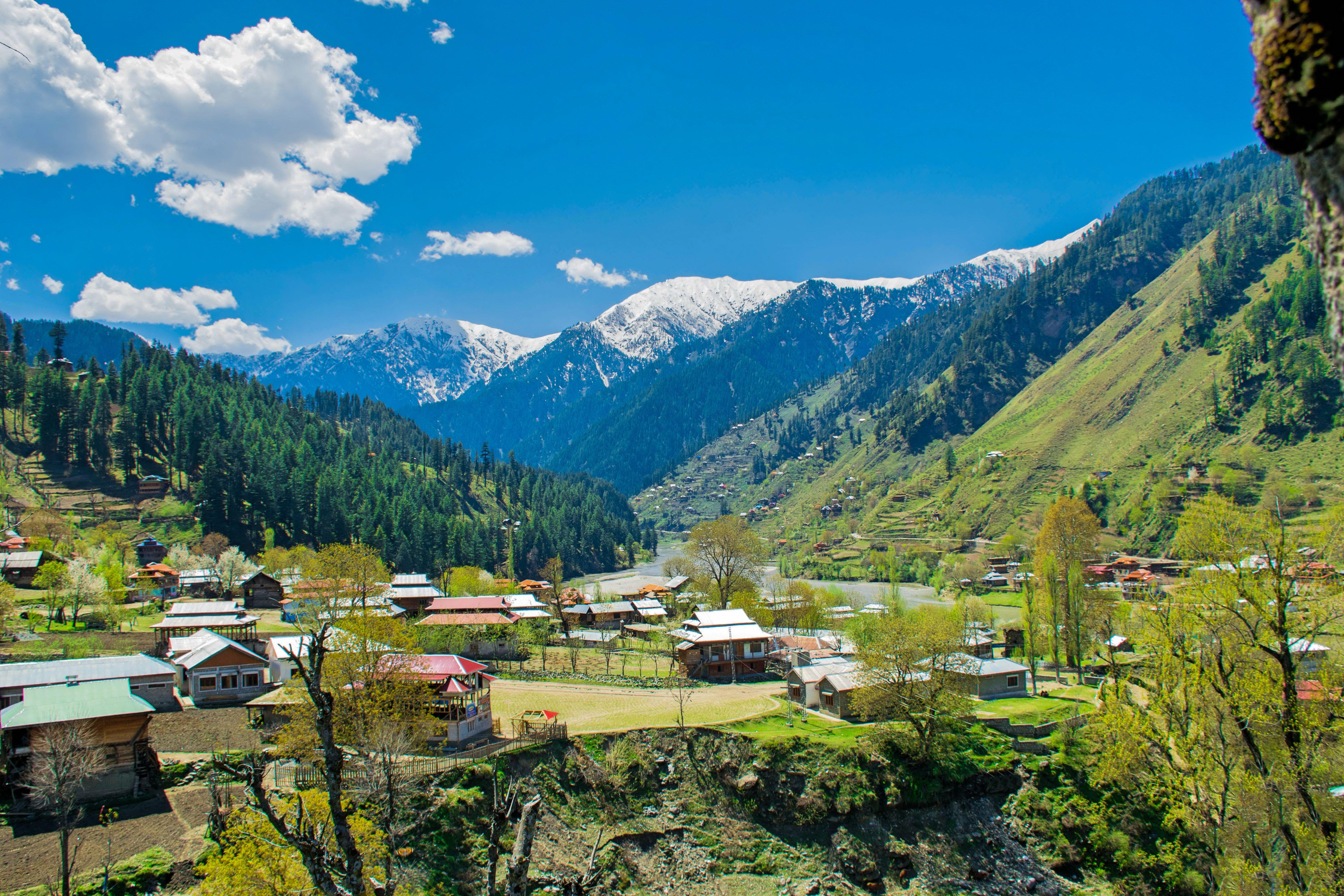 6000x4000 View From Sharda Fort, Azad Jammu & Kashmir