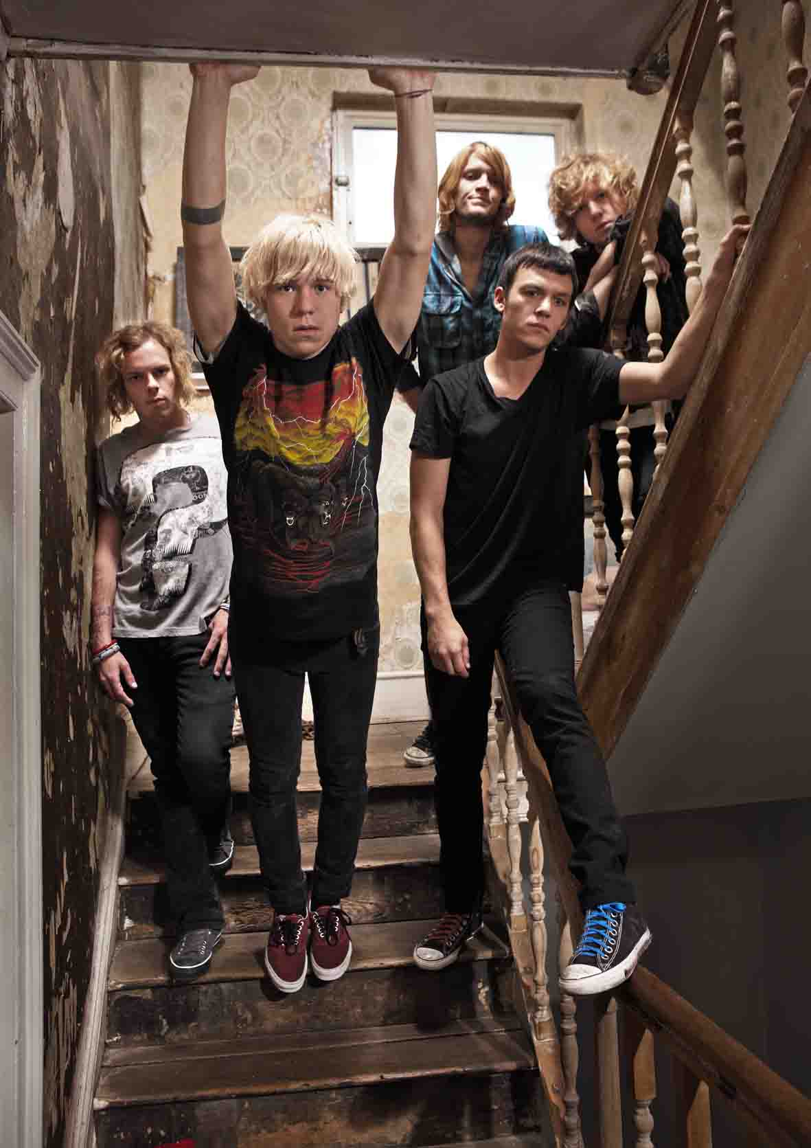 1181x1671 Cage The Elephant Wallpaper