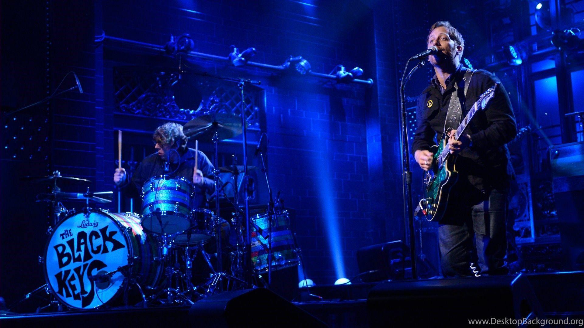 1920x1080 The Black Keys In Concert HD Wallpaper Desktop Background