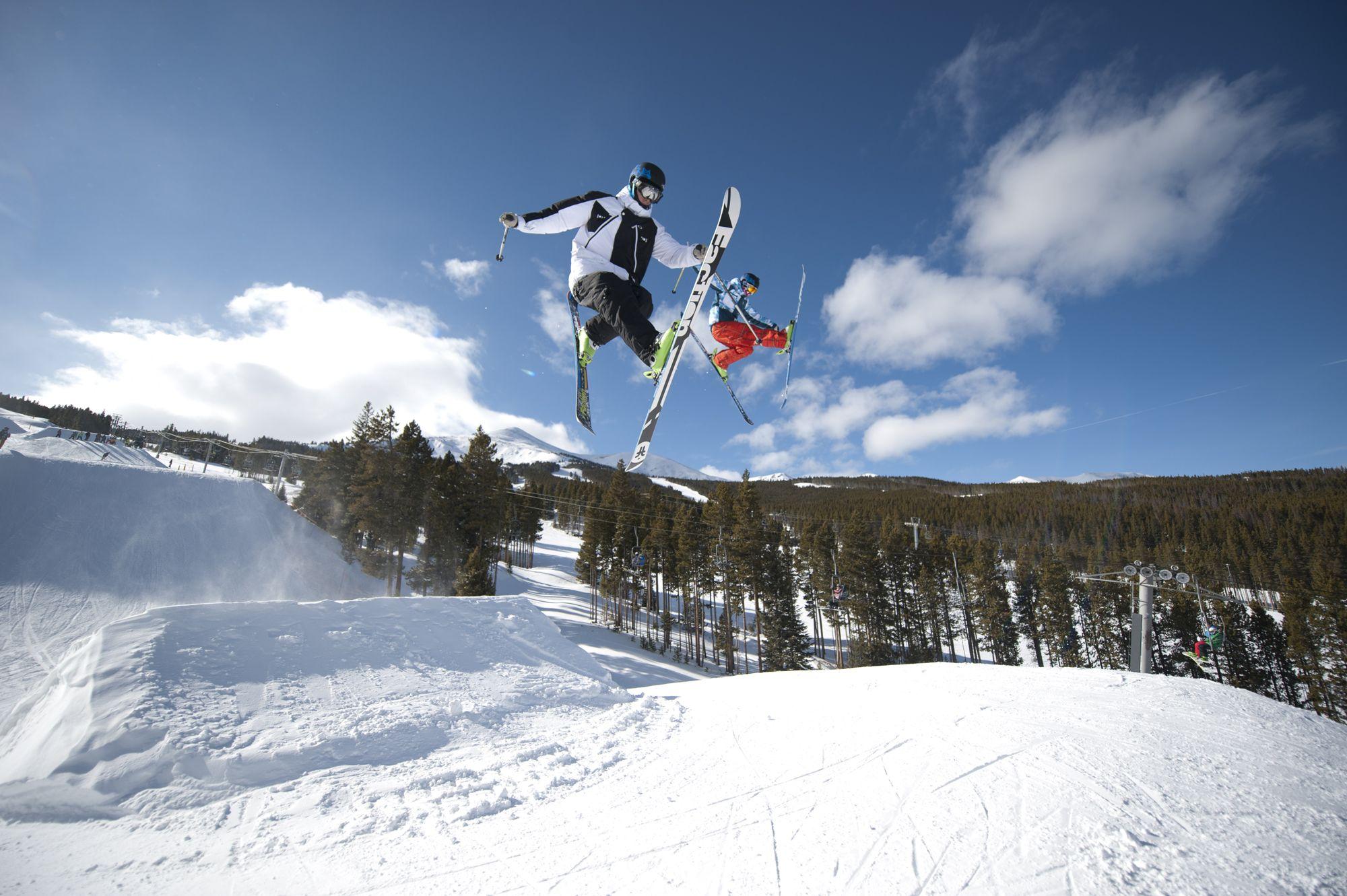 2000x1331 Best Skis for Freestyle Skiing