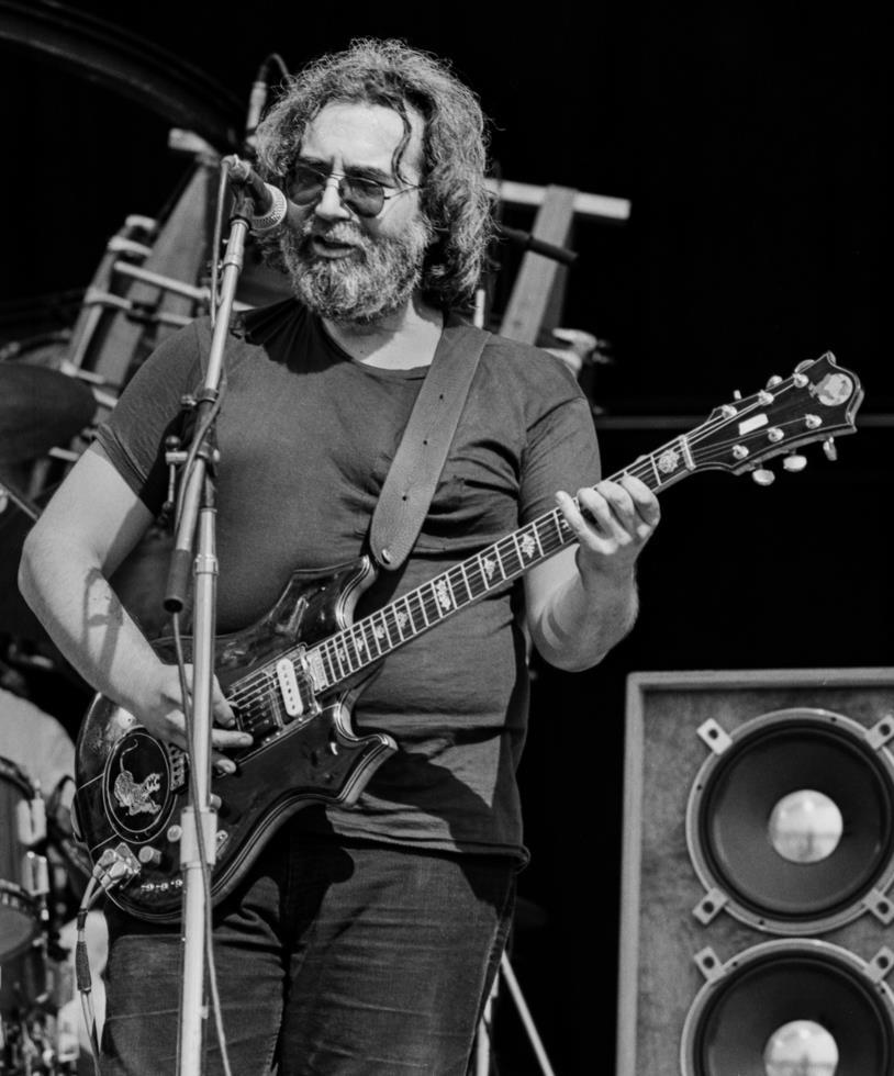 814x980 Jerry Garcia of the Grateful Dead, 1982