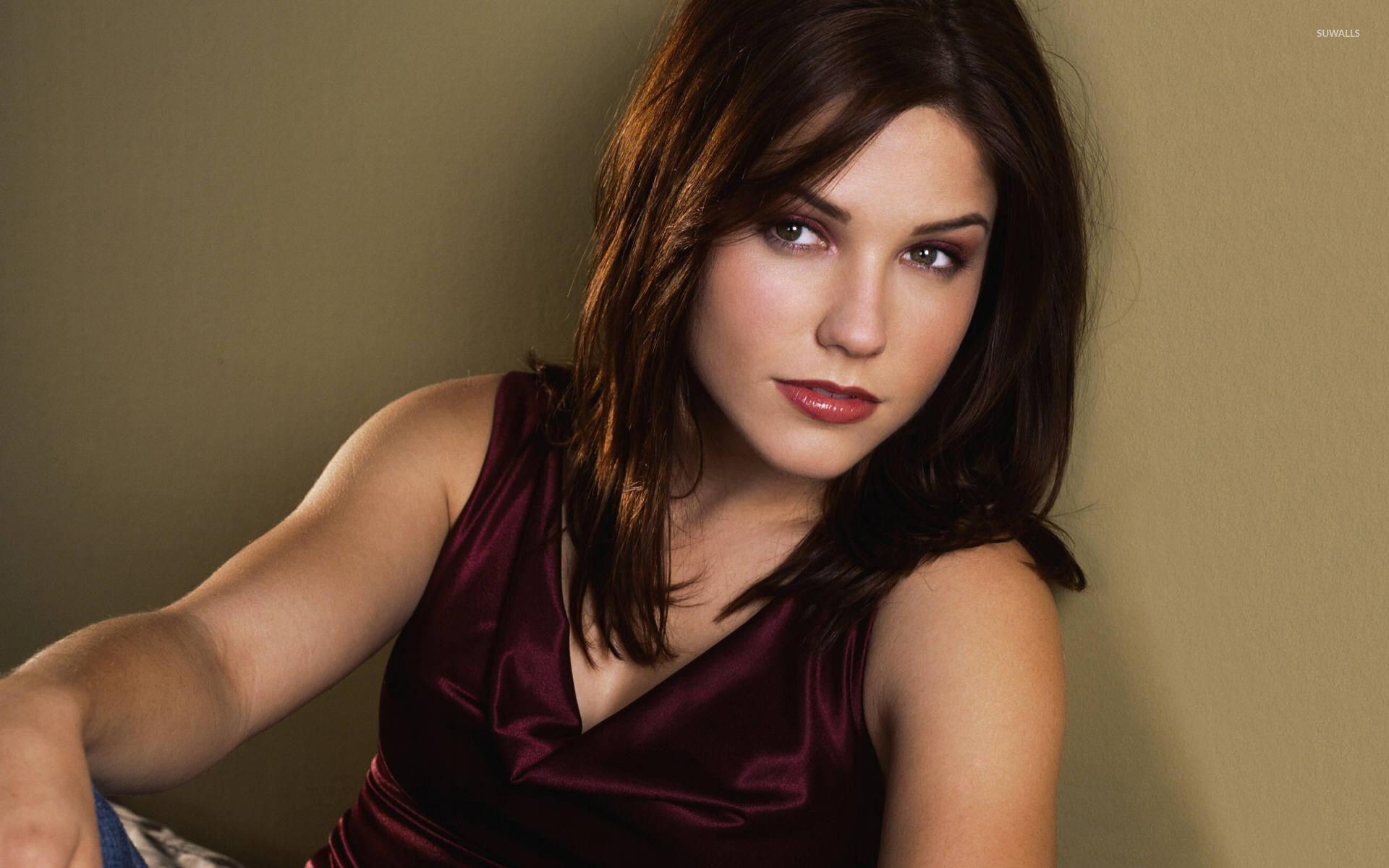 1920x1200 Sophia Bush wallpaper wallpaper