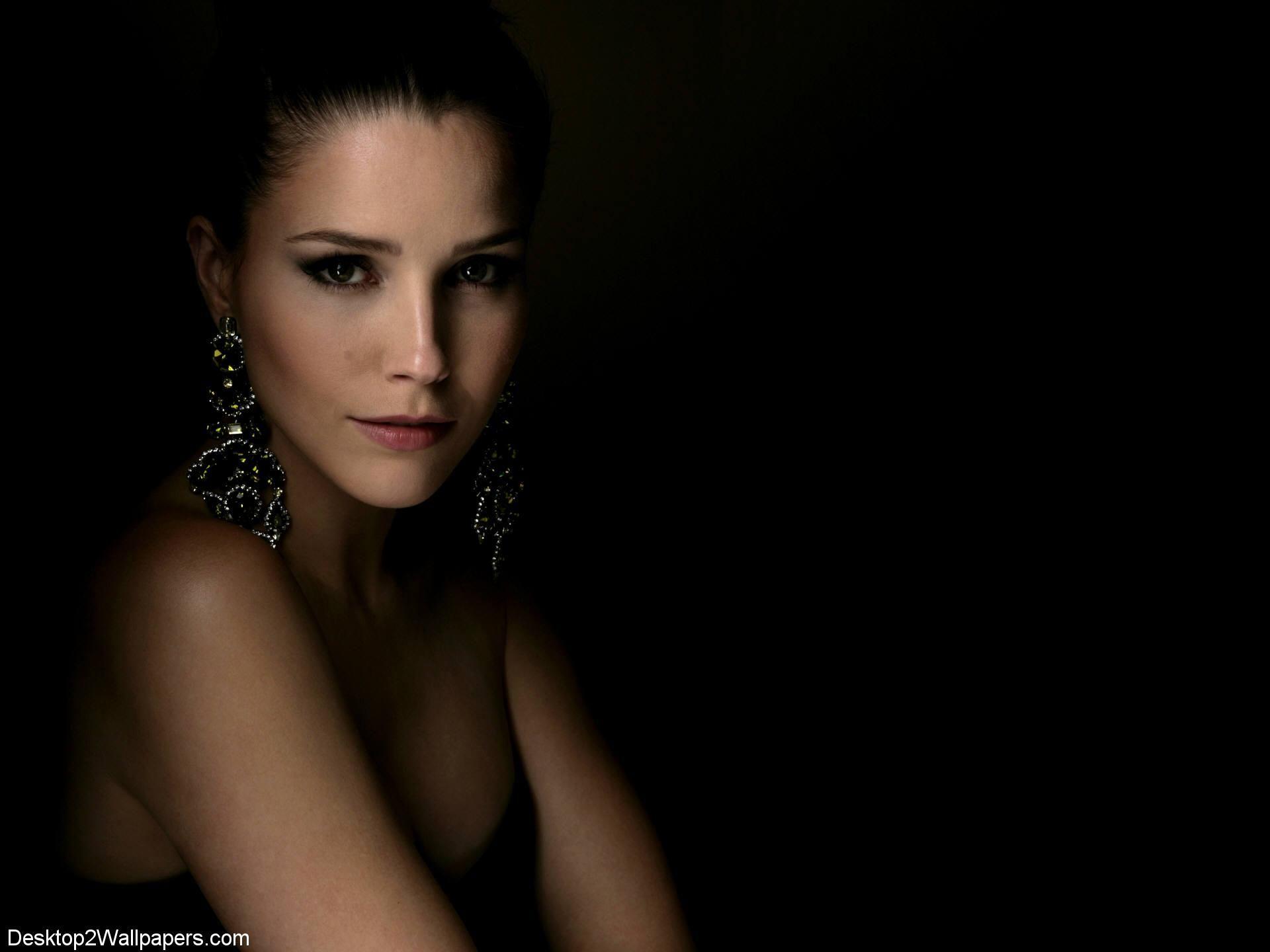 1920x1440 Sophia Bush HD Wallpaper for desktop download