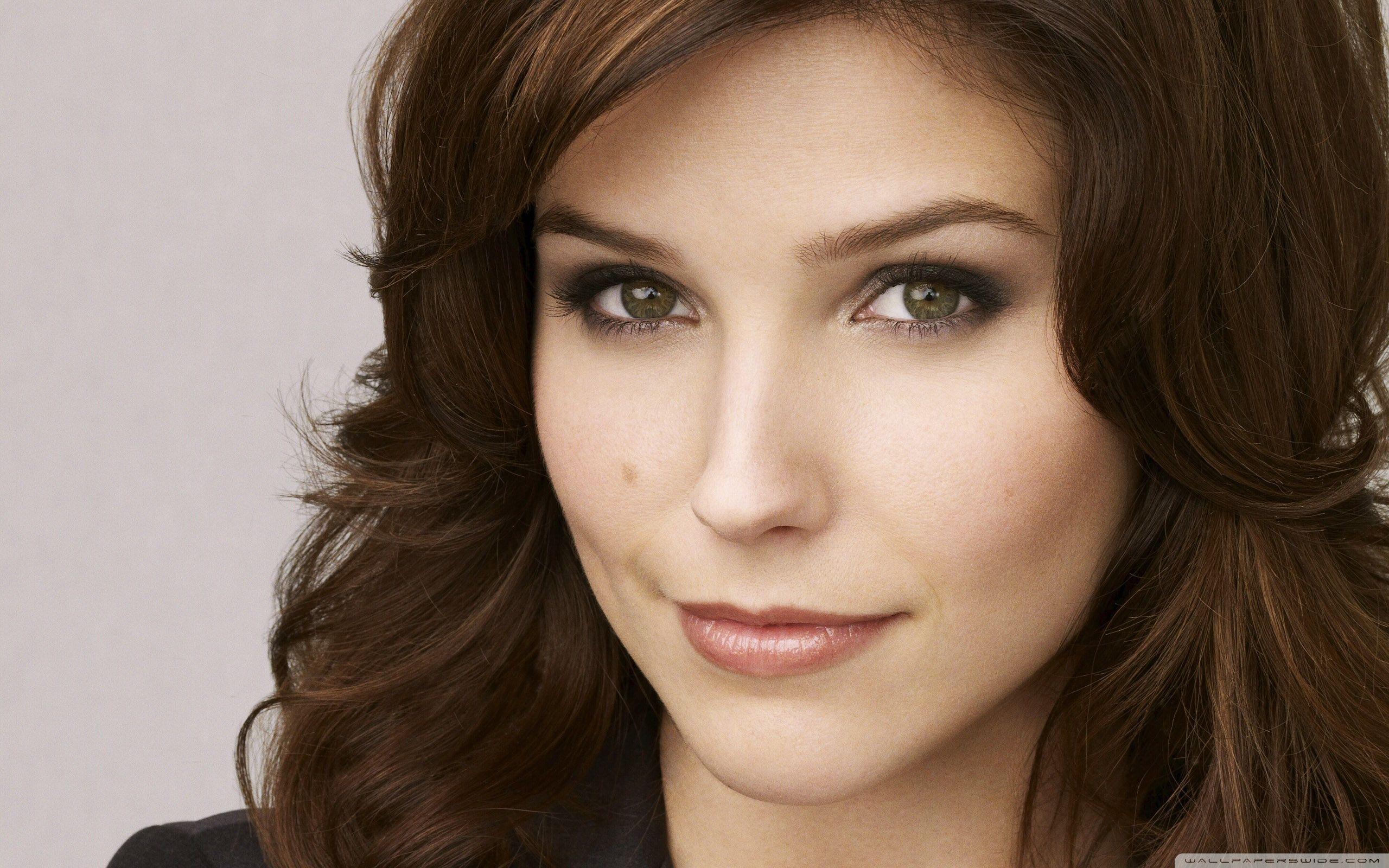 2560x1600 Wallpaper Californication Sophia Bush Portrait HD High Definition 2560x1600. Sophia bush, Portrait, Celebrity wallpaper