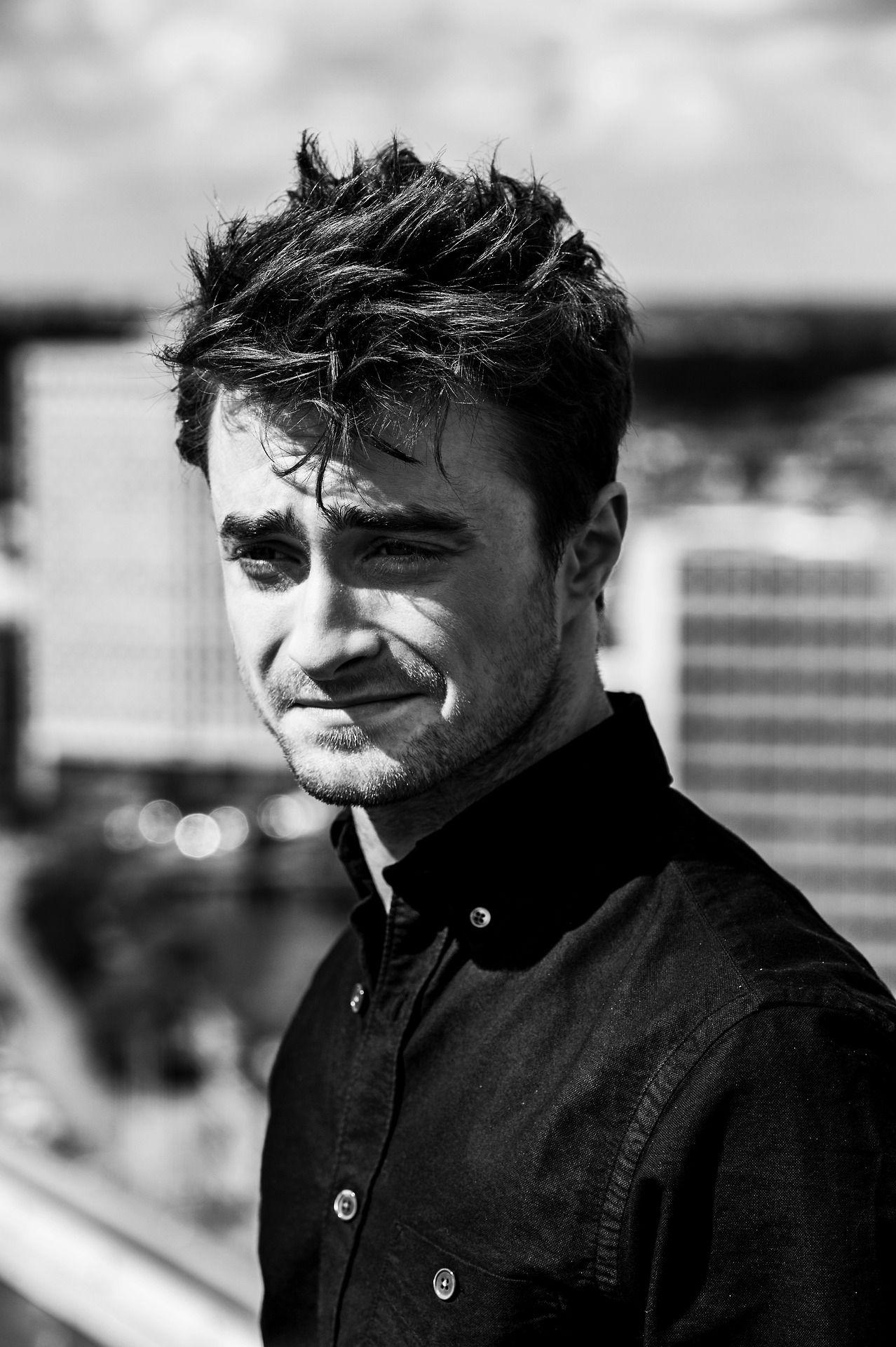 1278x1920 Daniel Radcliffe 2020 Wallpaper
