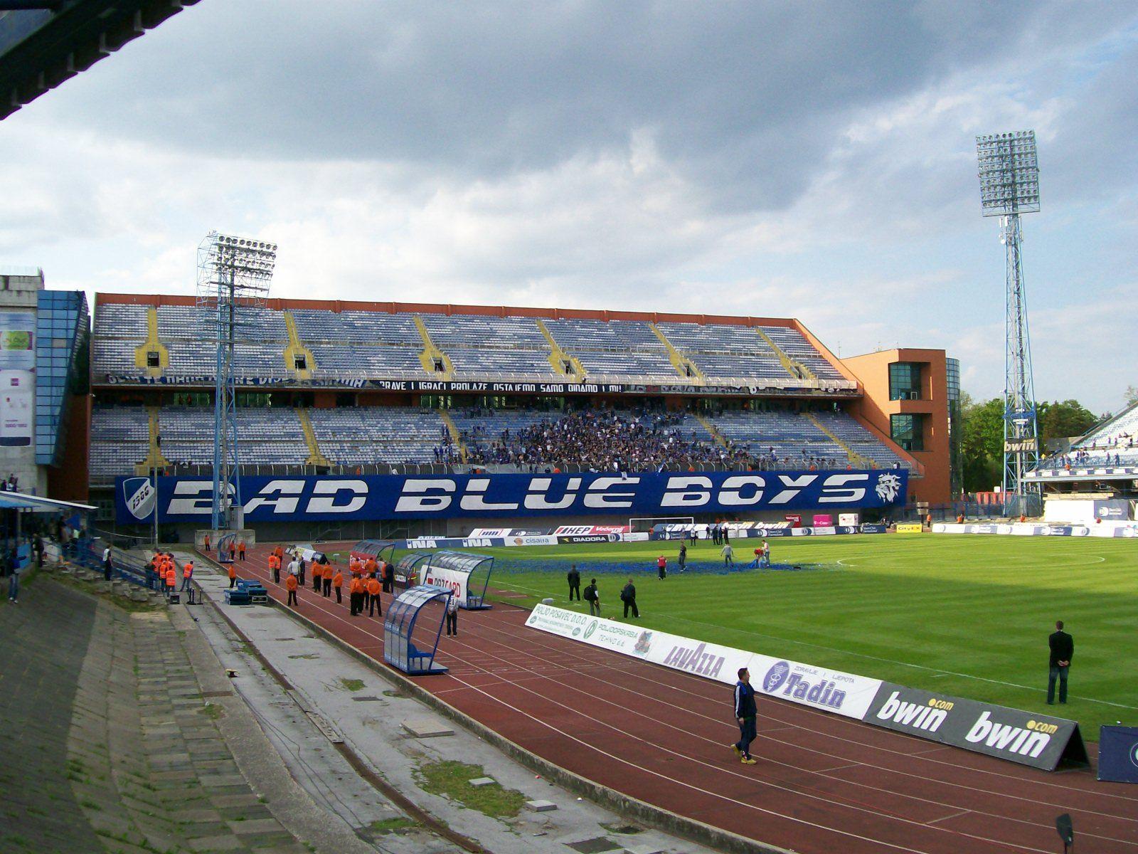 1600x1200 Dinamo Zagreb Bad Blue Boys Wallpaper & Background Download