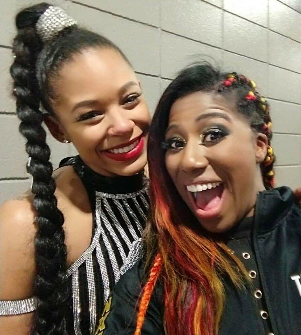 1057x1175 Ember Moon & Bianca Belair. Wwe female wrestlers, Wwe girls, Black wrestlers