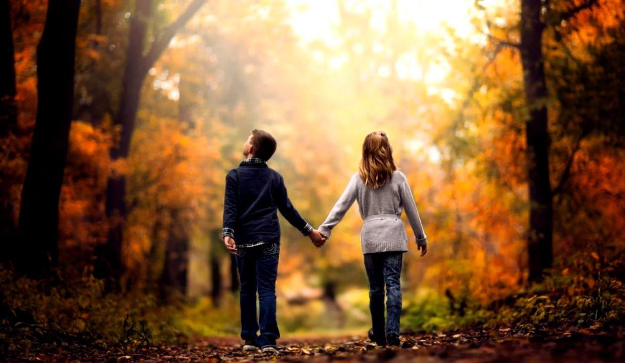 1243x721 Tải xuống Hình nền cặp đôi hạnh phúc, tình yêu đích thực nắm tay nhau - Cặp đôi tình yêu HD tốt nhất - Tải xuống hình nền & hình nền HD https://wallpaperaccess.com/full/5037622.jpg