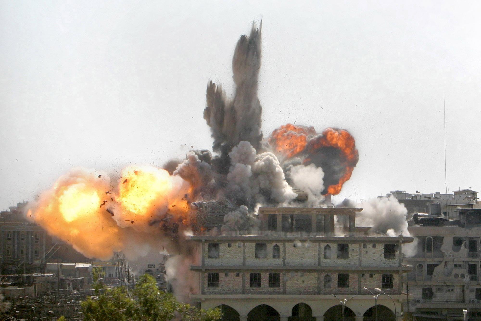 2000x1334 Military Wallpaper. Iraq war, Iraq, Military picture