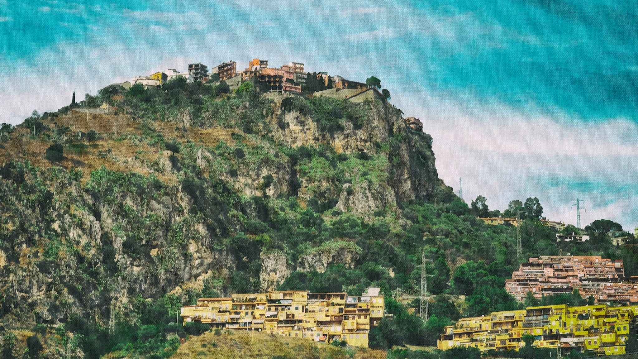 2048x1152 Cliffside Haven Wall Mural
