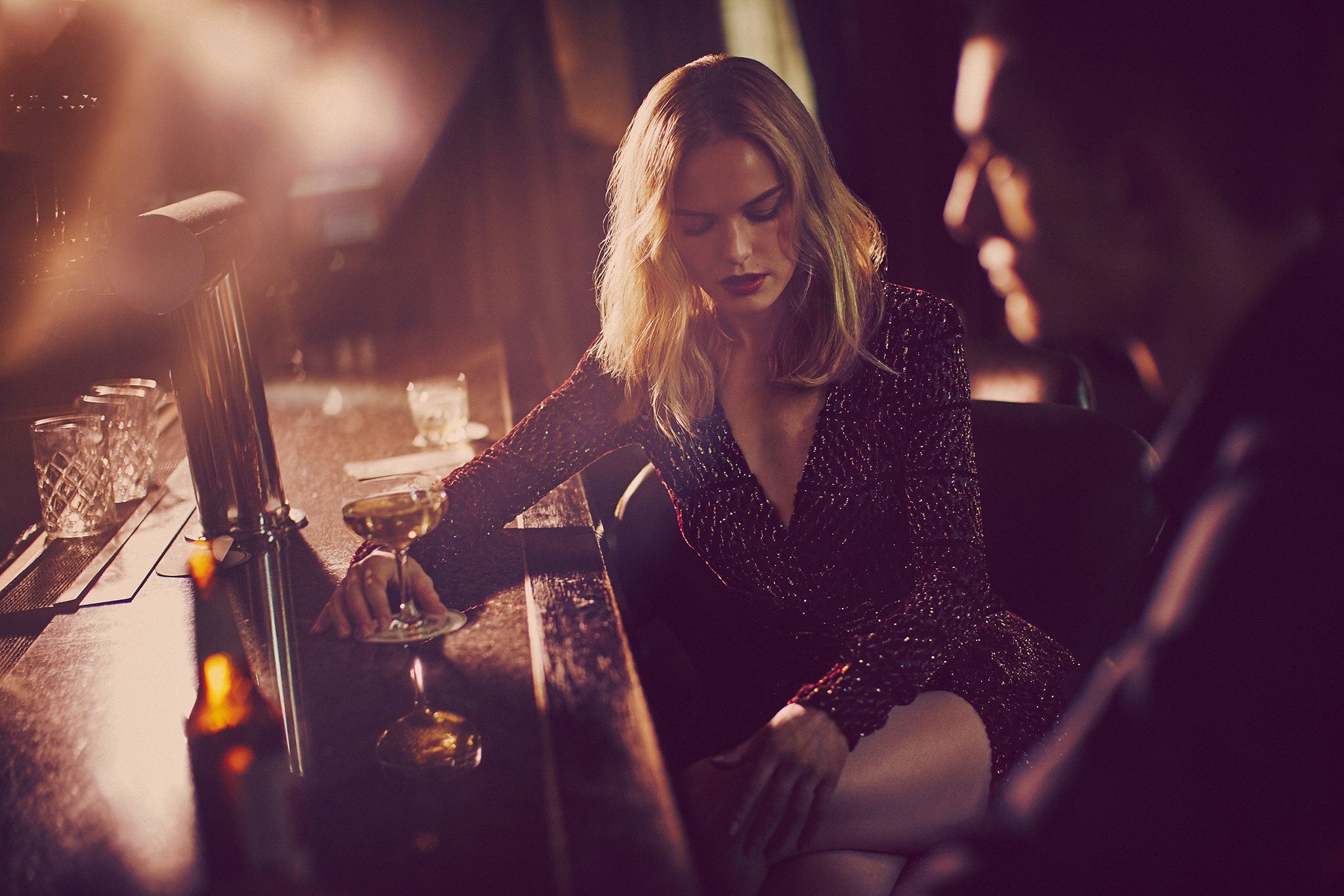 2048x1366 Wallpaper dress, Kate Bosworth, actress, bar, blonde for mobile and desktop, section девушки, resolution 2048x1366