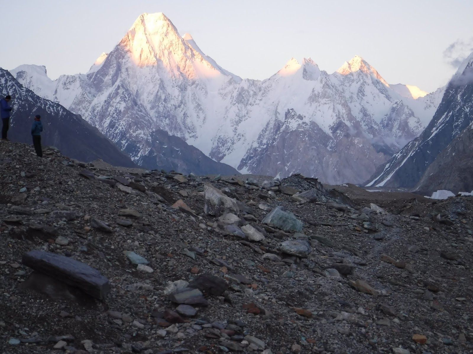 1600x1200 TEAMASCENT info Photo from Broad Peak