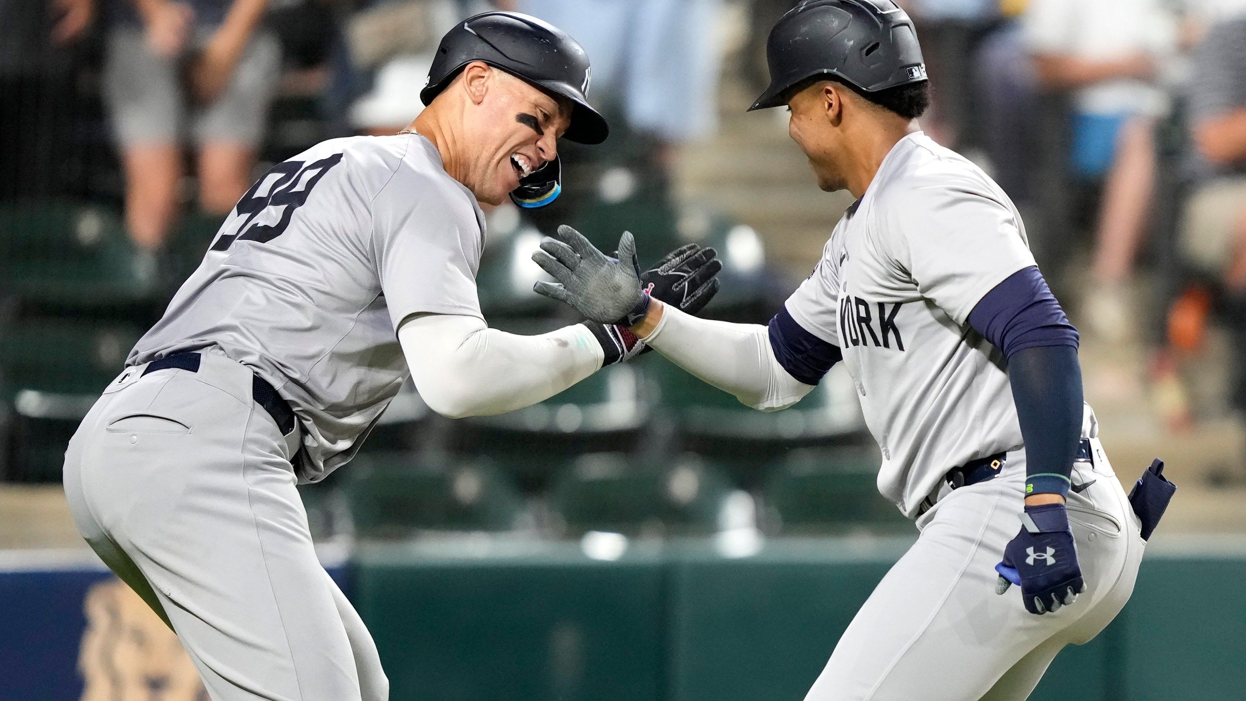 2560x1440 Yankees slugger Juan Soto hits 3 homers in a game for the 1st time