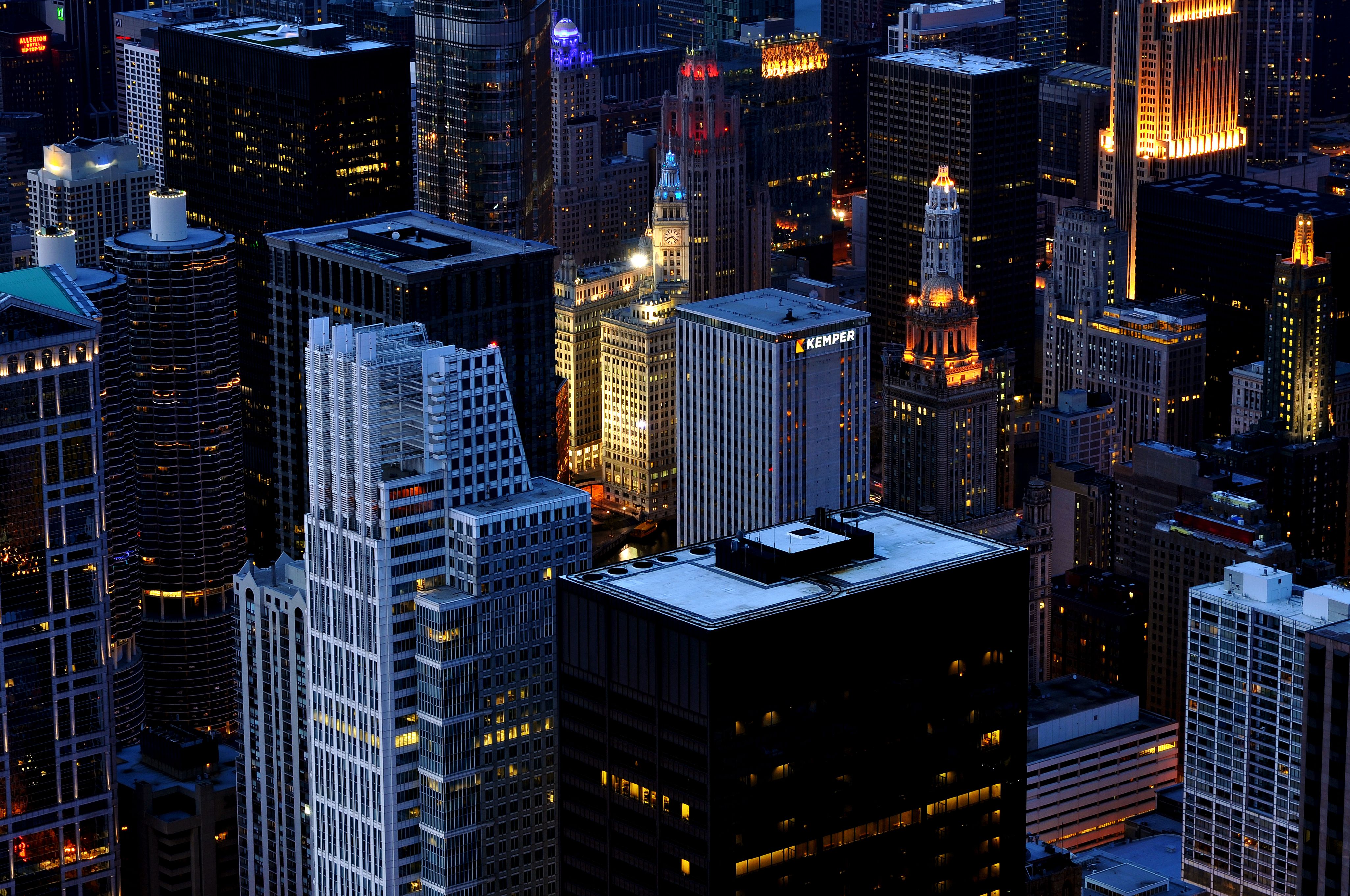 4102x2724 Chicago, United States ( XsC0GHXi 8k)