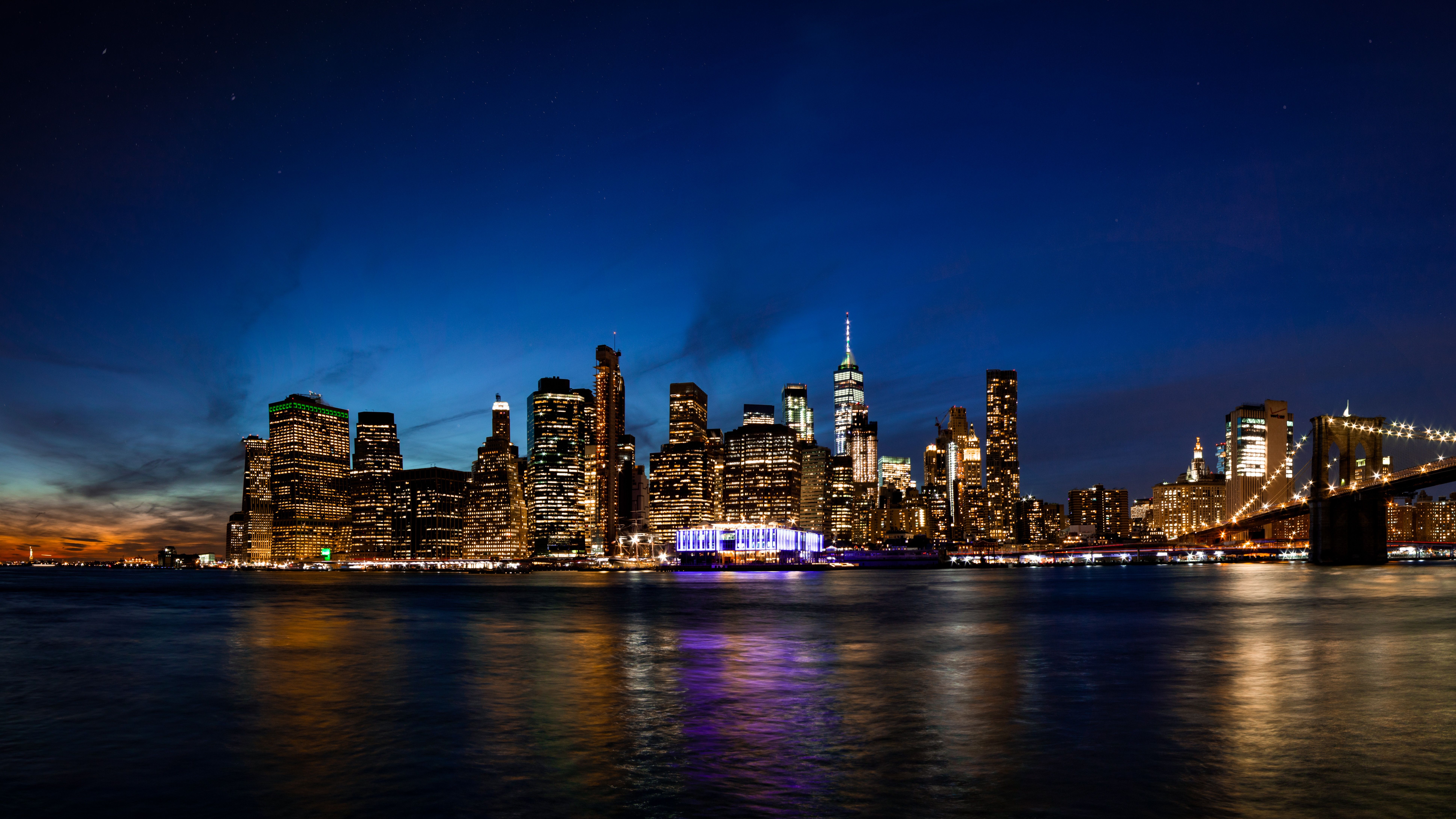 7753x4362 New York City Skyline at Night