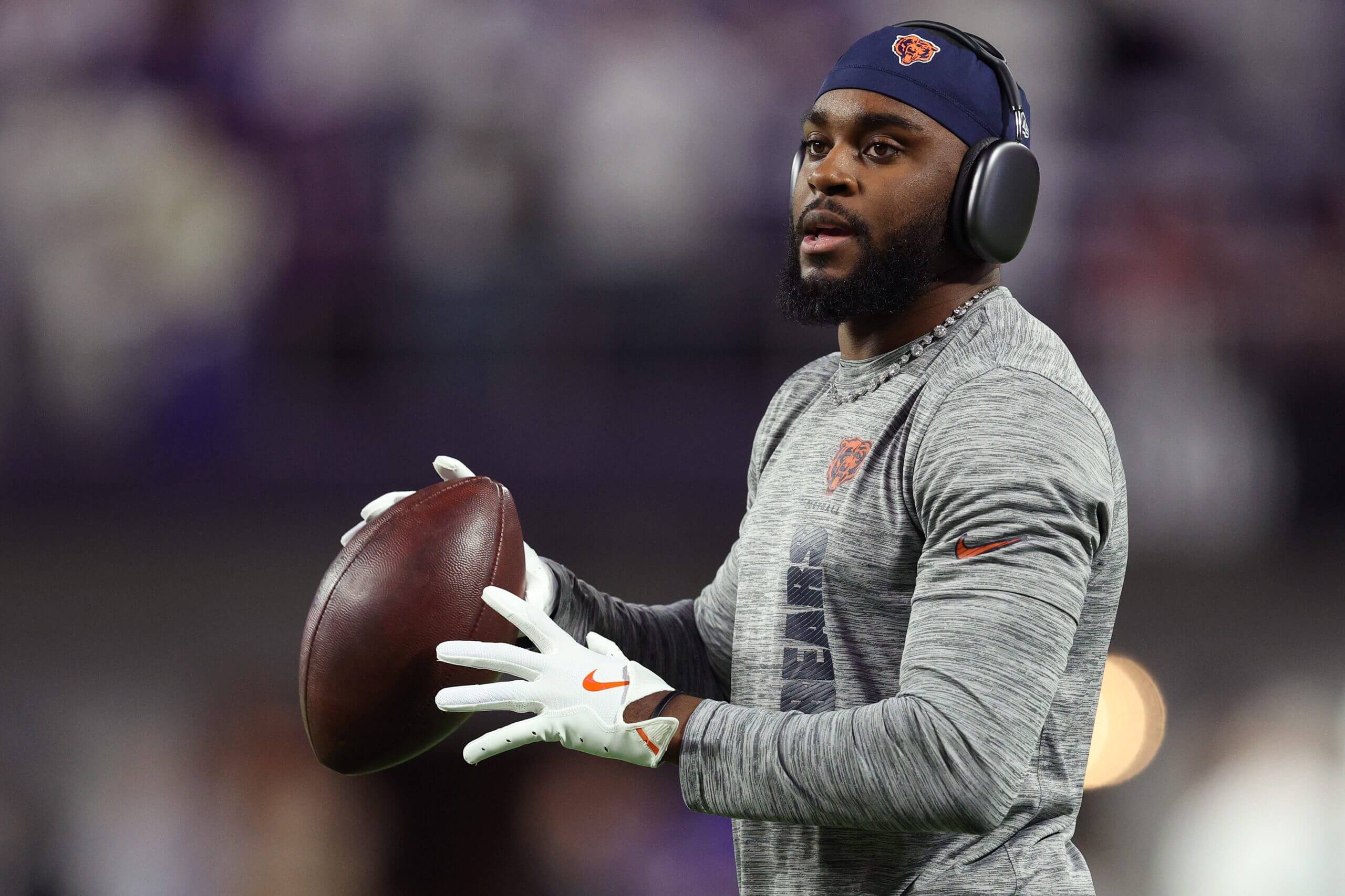 2560x1707 Bears cornerback Jaylon Johnson faces extended absence with groin injury