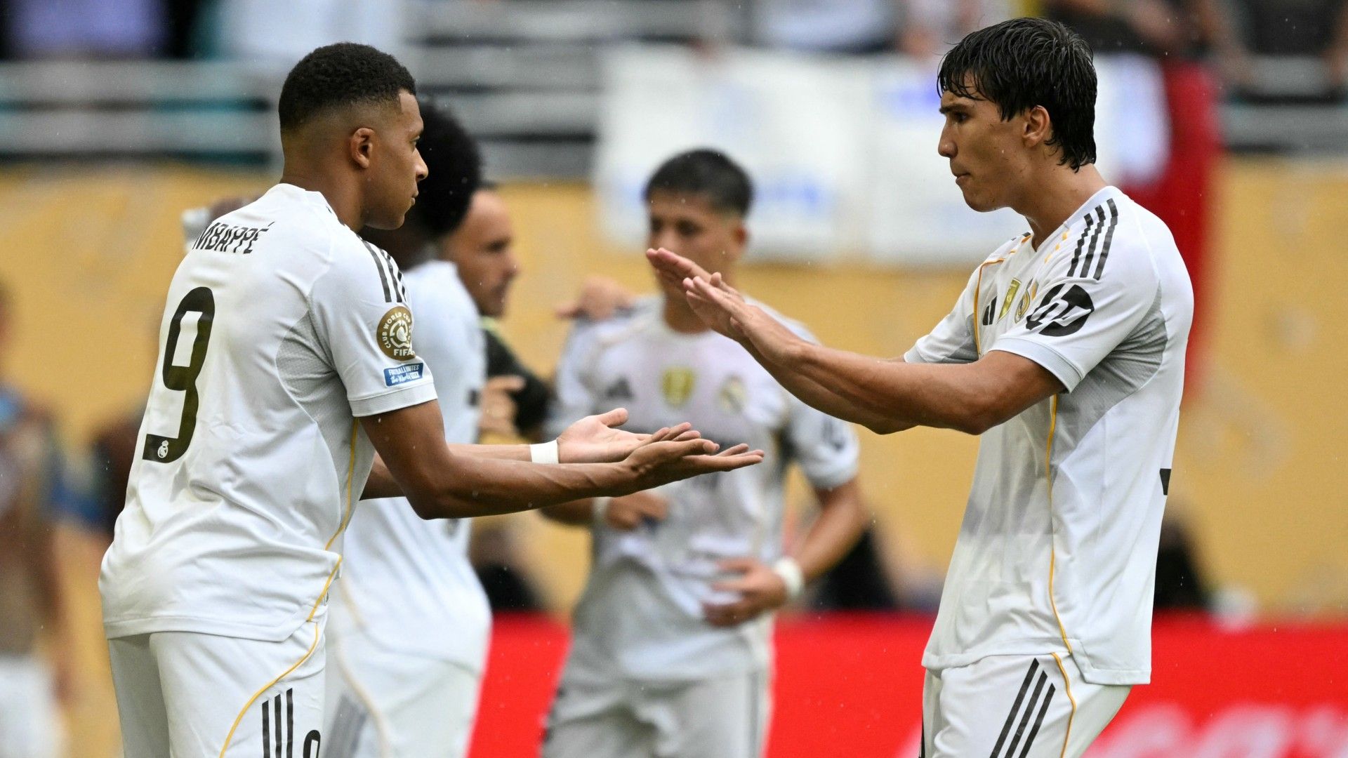 1920x1080 Gonzalo Garcia or Kylian Mbappe? Xabi Alonso on who will start for Real Madrid vs PSG. DAZN News GB