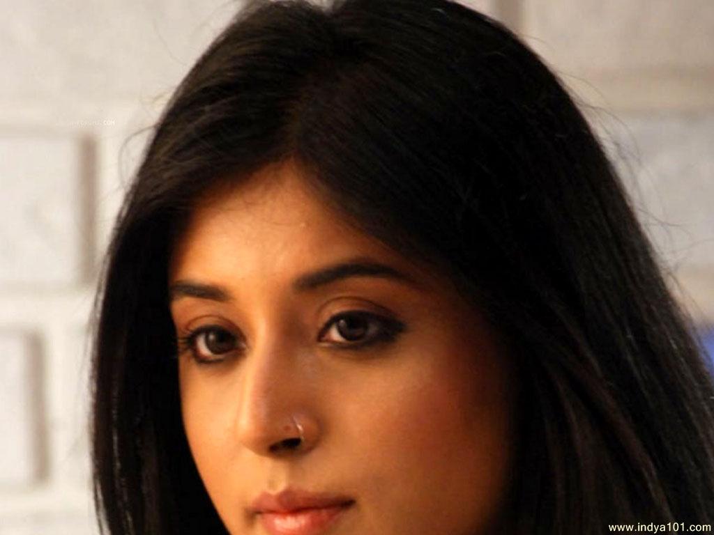 1024x768 Kritika Kamra wallpaper - (1024x768) :