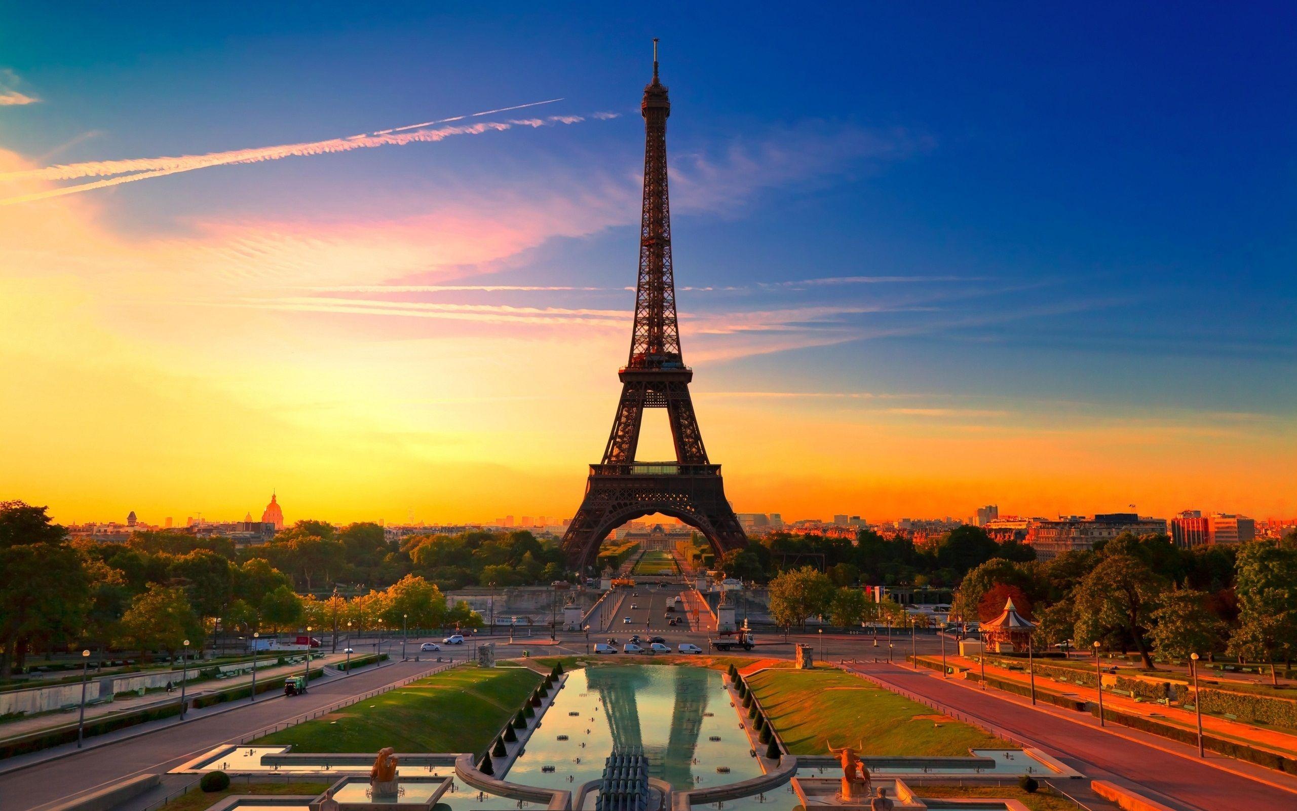 2560x1600 Paris, Eternally Paris! / Somos+