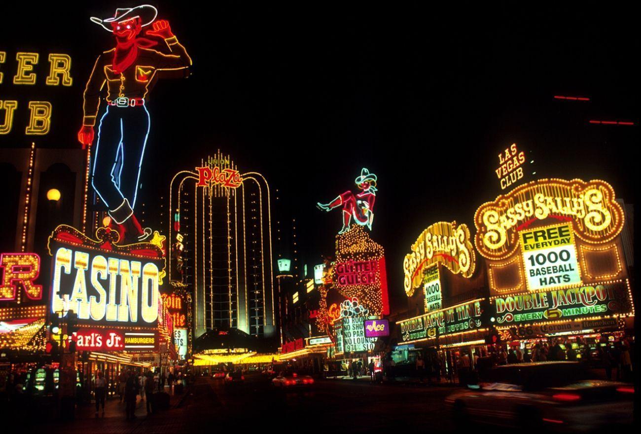 1300x881 Las Vegas Slots Wallpaper