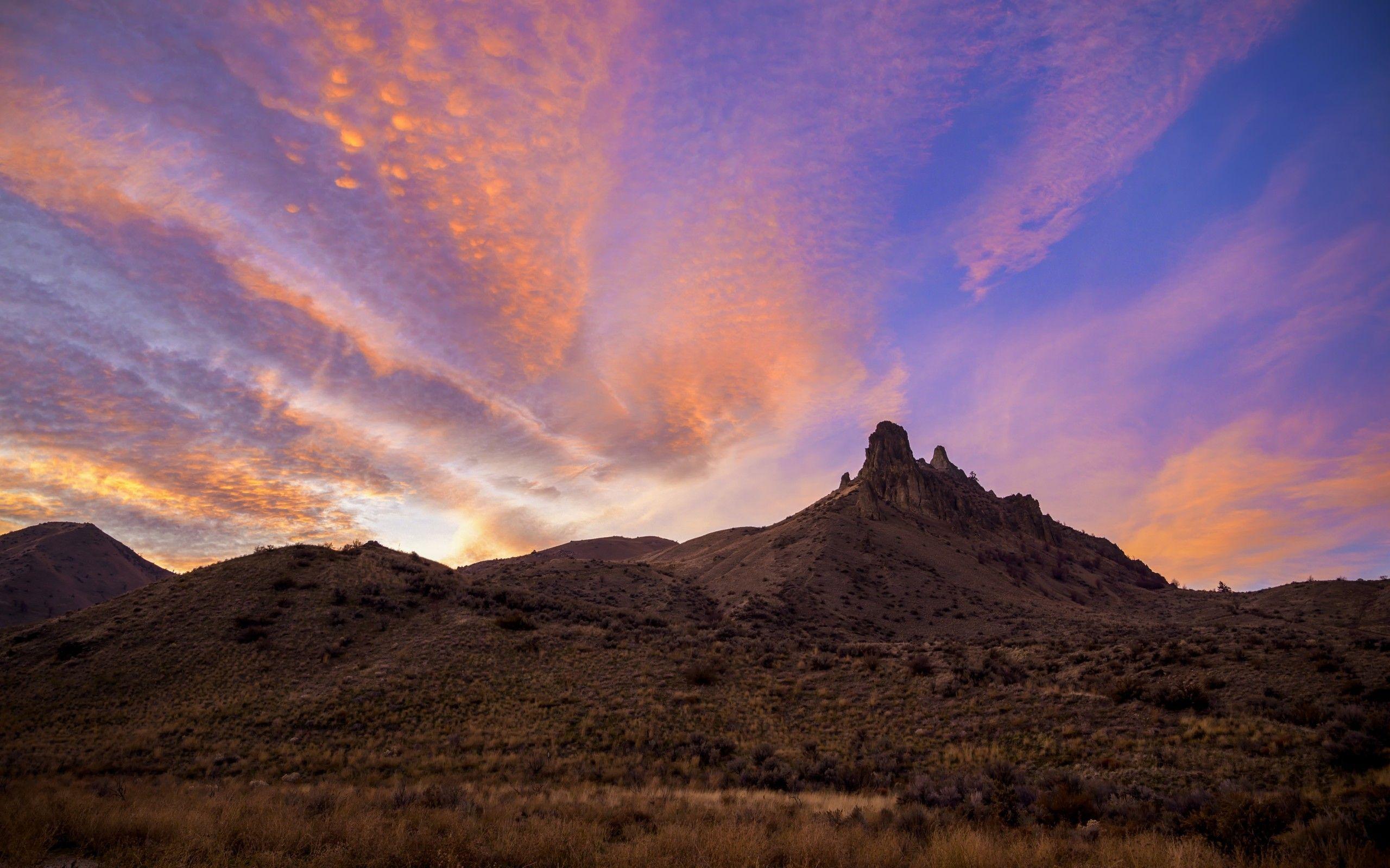 2560x1600 Download 2560x1600 Dusk, Mountain, Sky, Clouds, Peaceful, Cliff, Erosion Wallpaper for MacBook Pro 13 inch