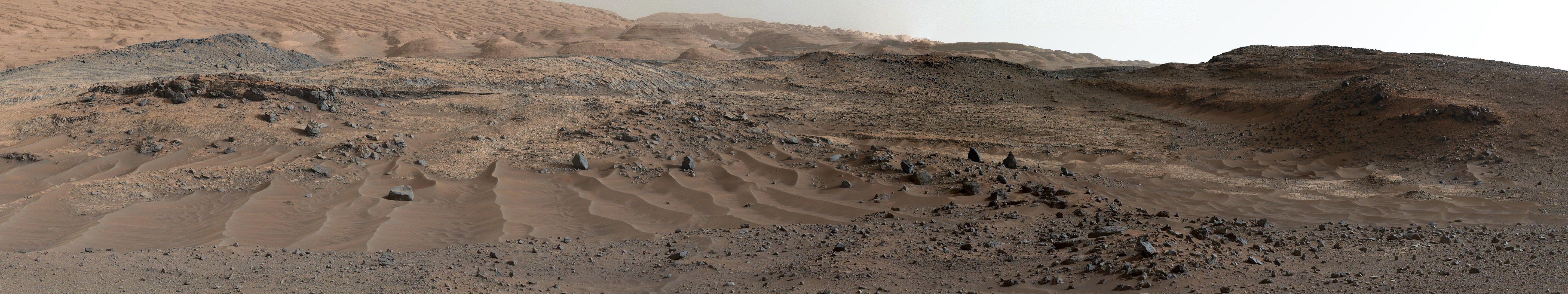 5760x1080 Mars