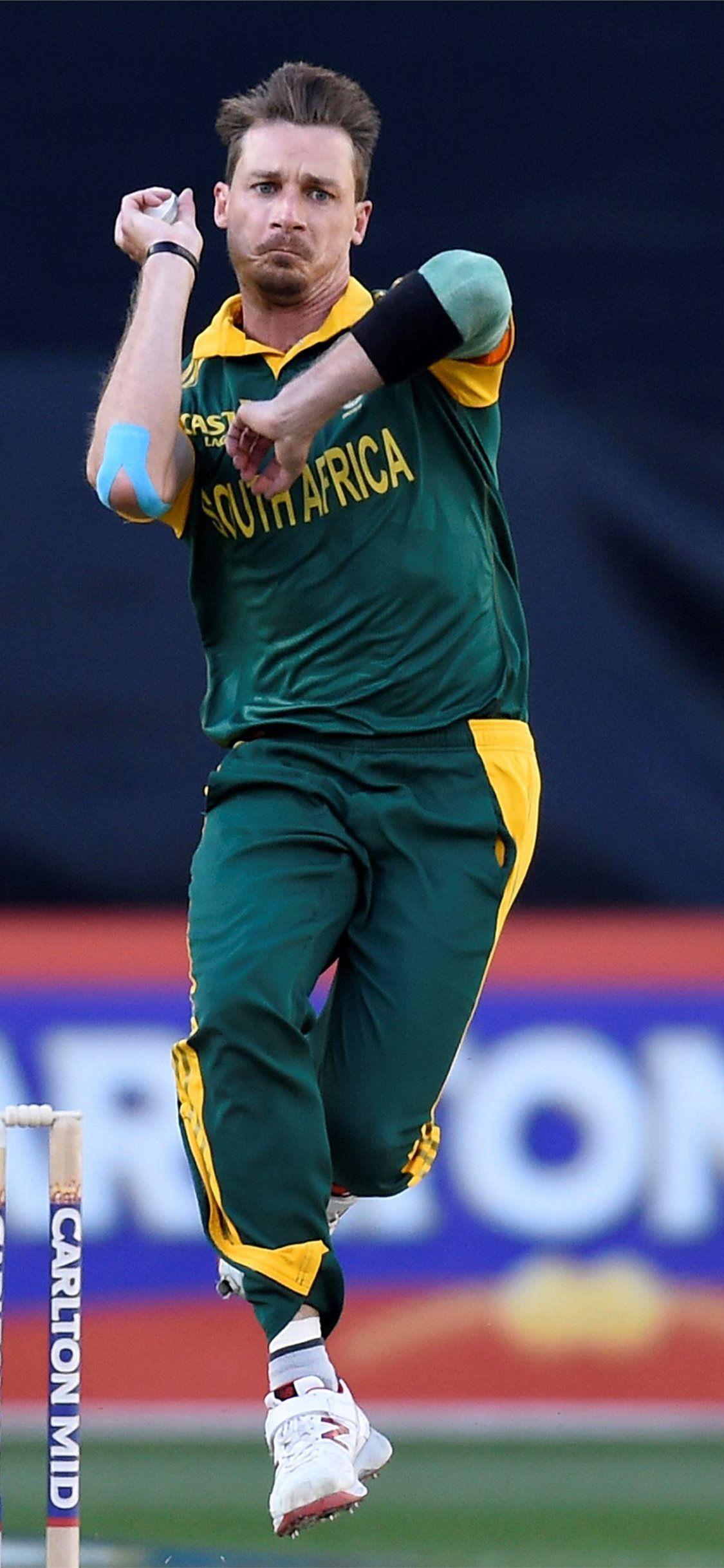 1125x2436 Cricket Player Wallpaper
