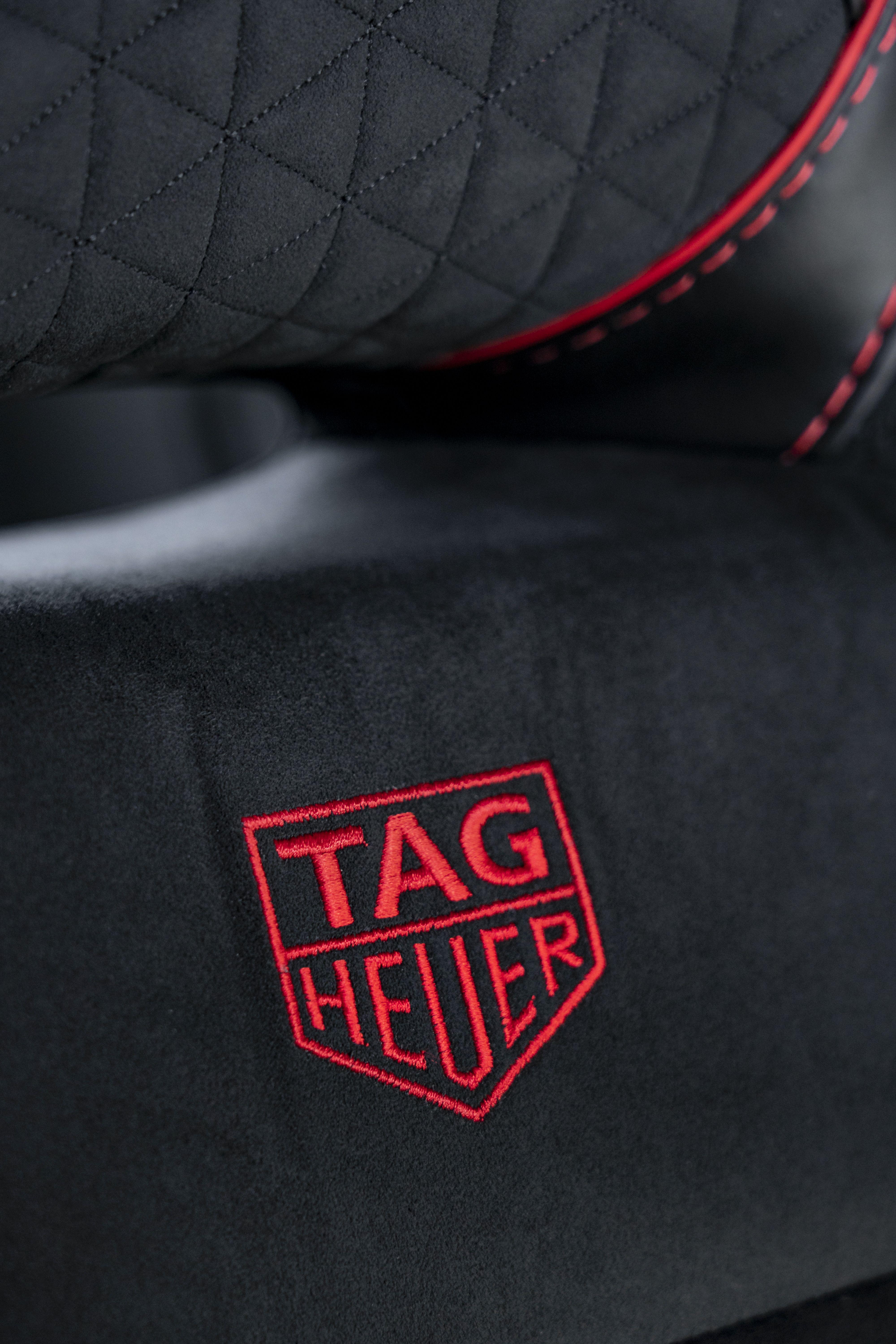 4000x6000 Aston Martin DBS Superleggera TAG Heuer Edition