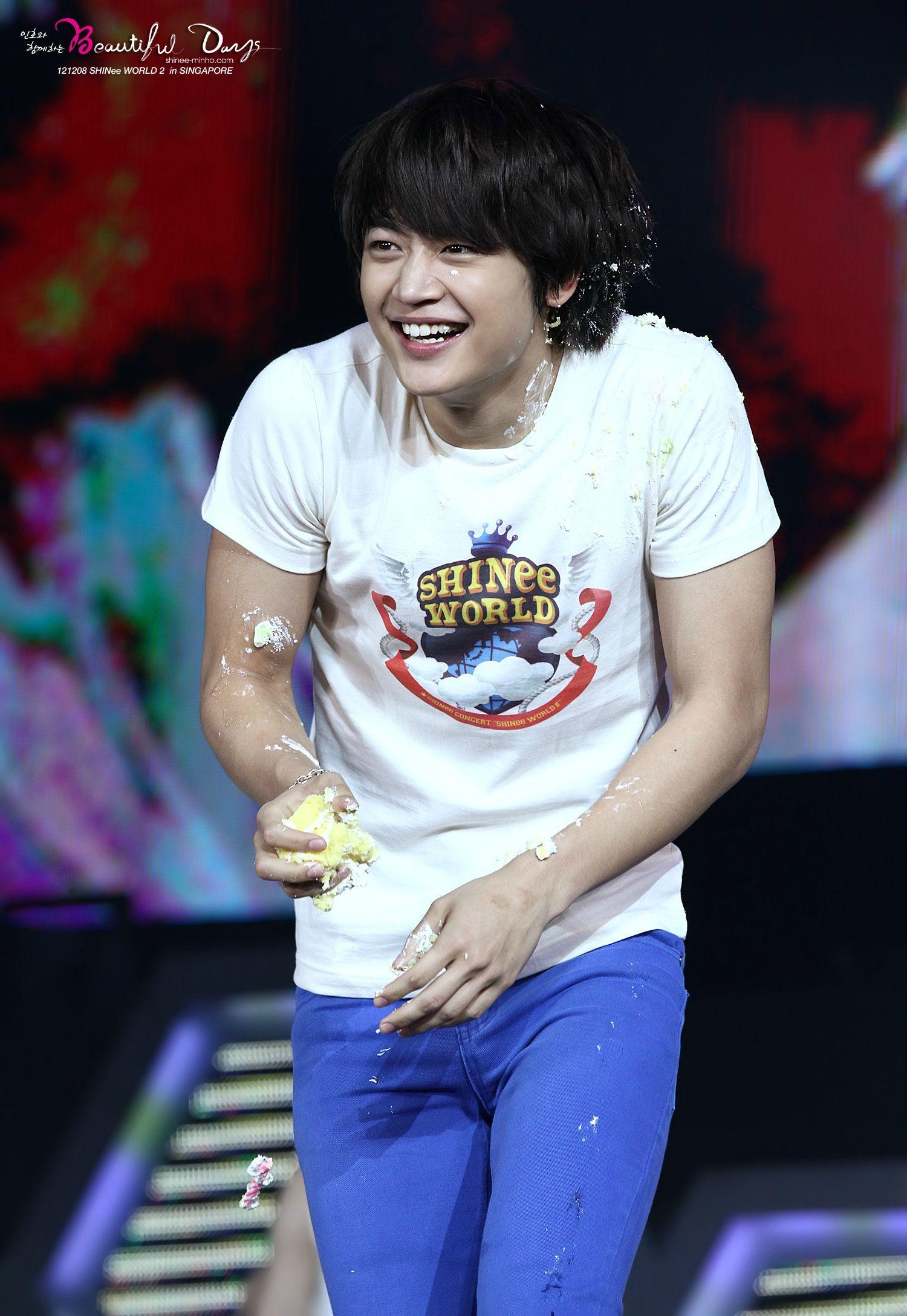 1500x2177 Minho World II in Singapore
