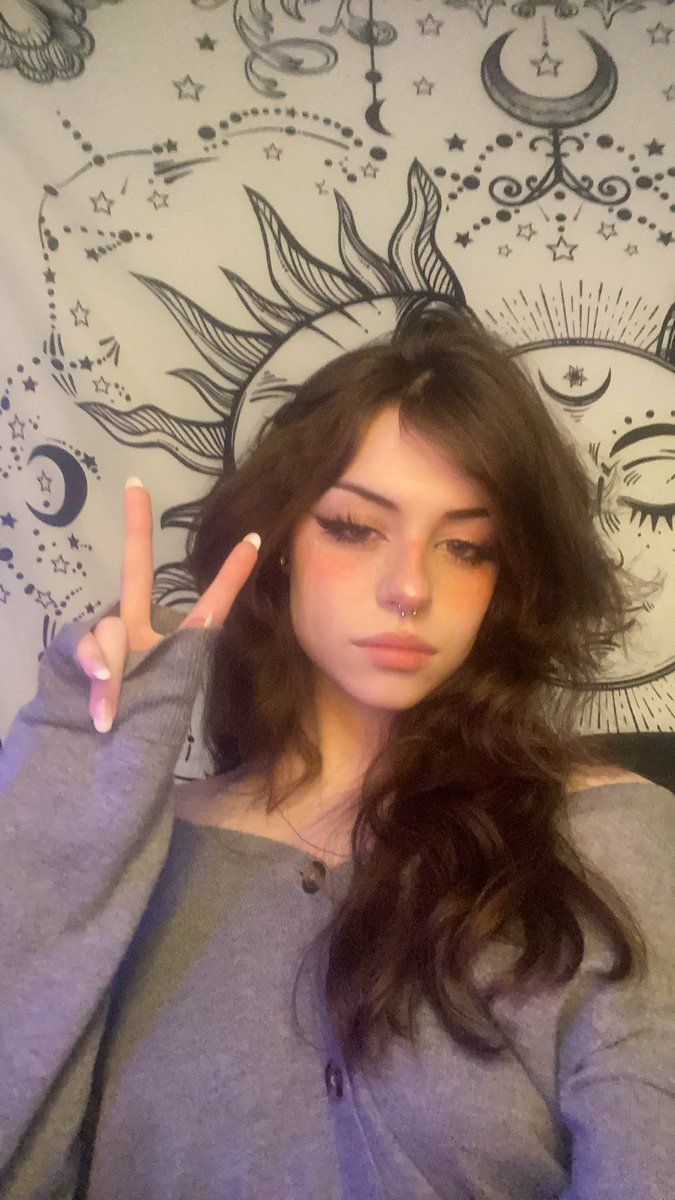 675x1200 Hannah Owo (she They) On X. Cute Makeup Looks, Girls Makeup, Hannah Aesthetic