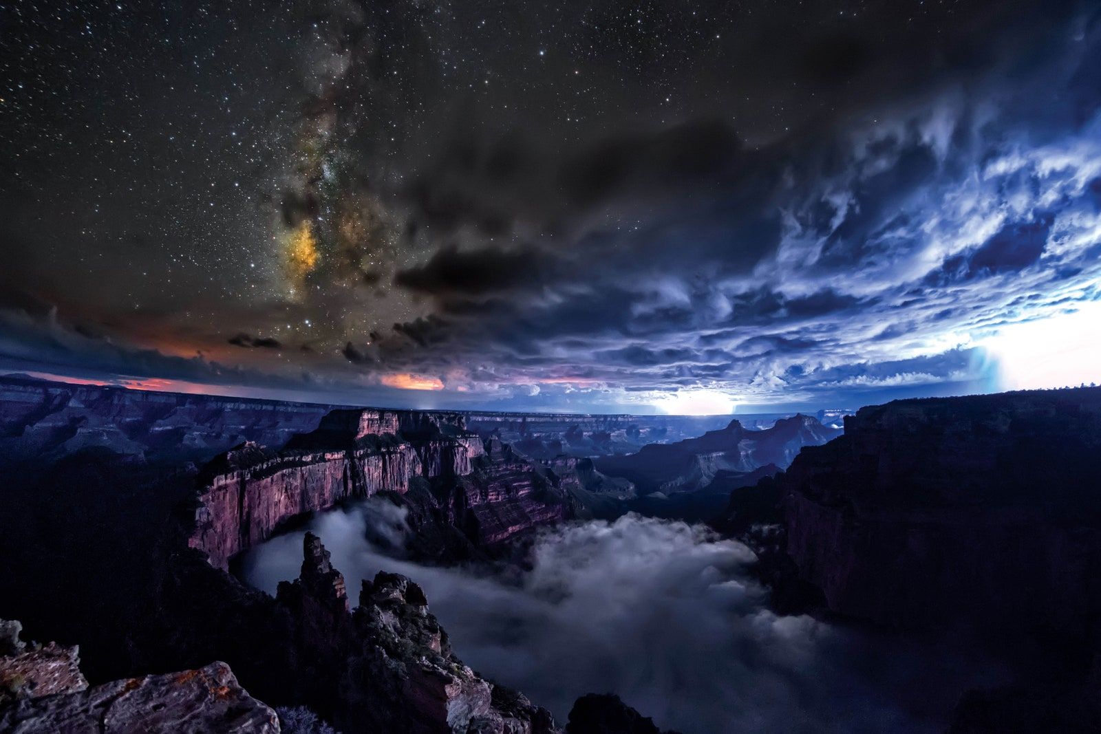 1600x1067 Light Pollution Wallpaper
