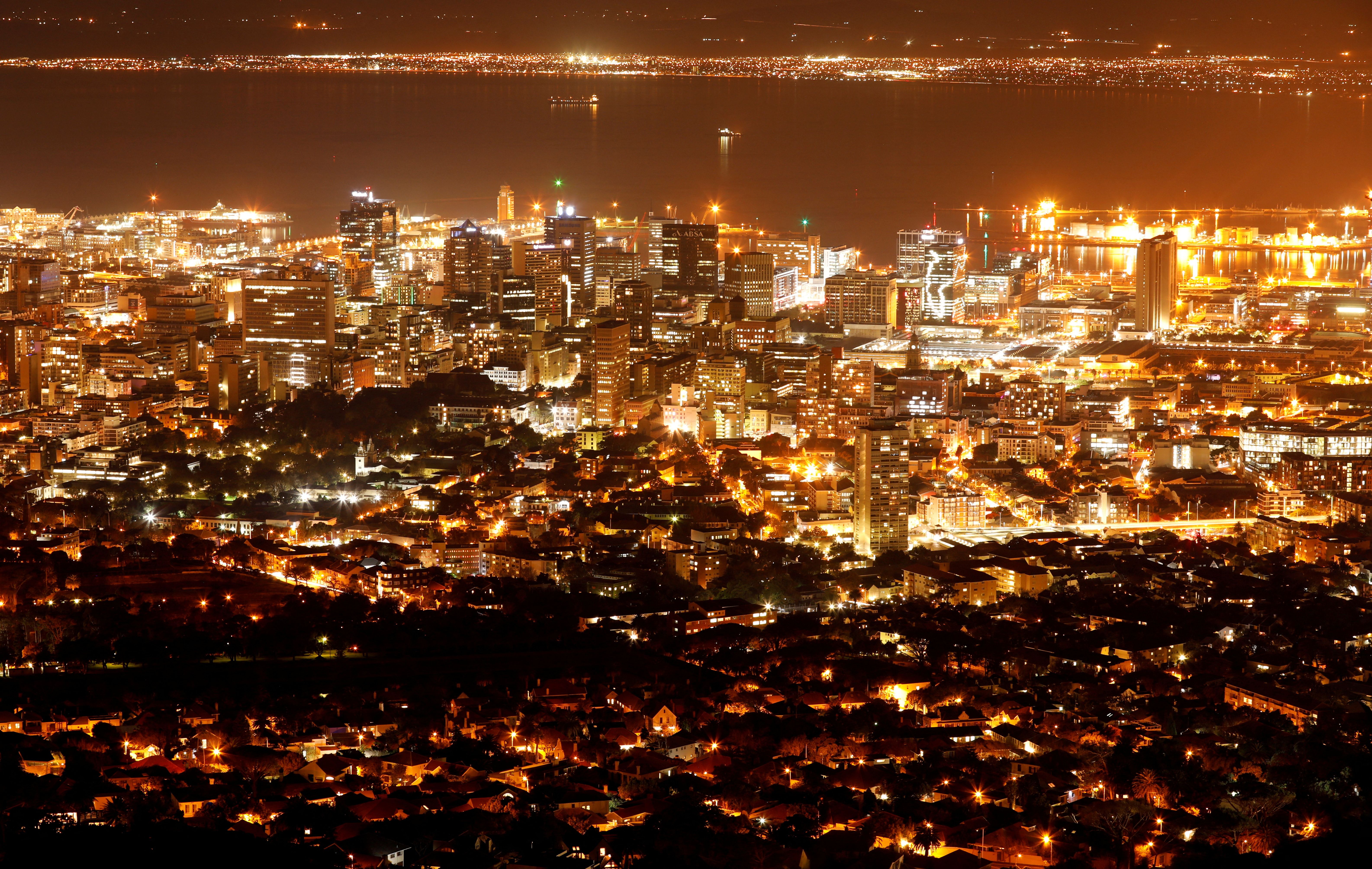 6341x4017 As 'skyglow' grows, study documents glaring global light pollution
