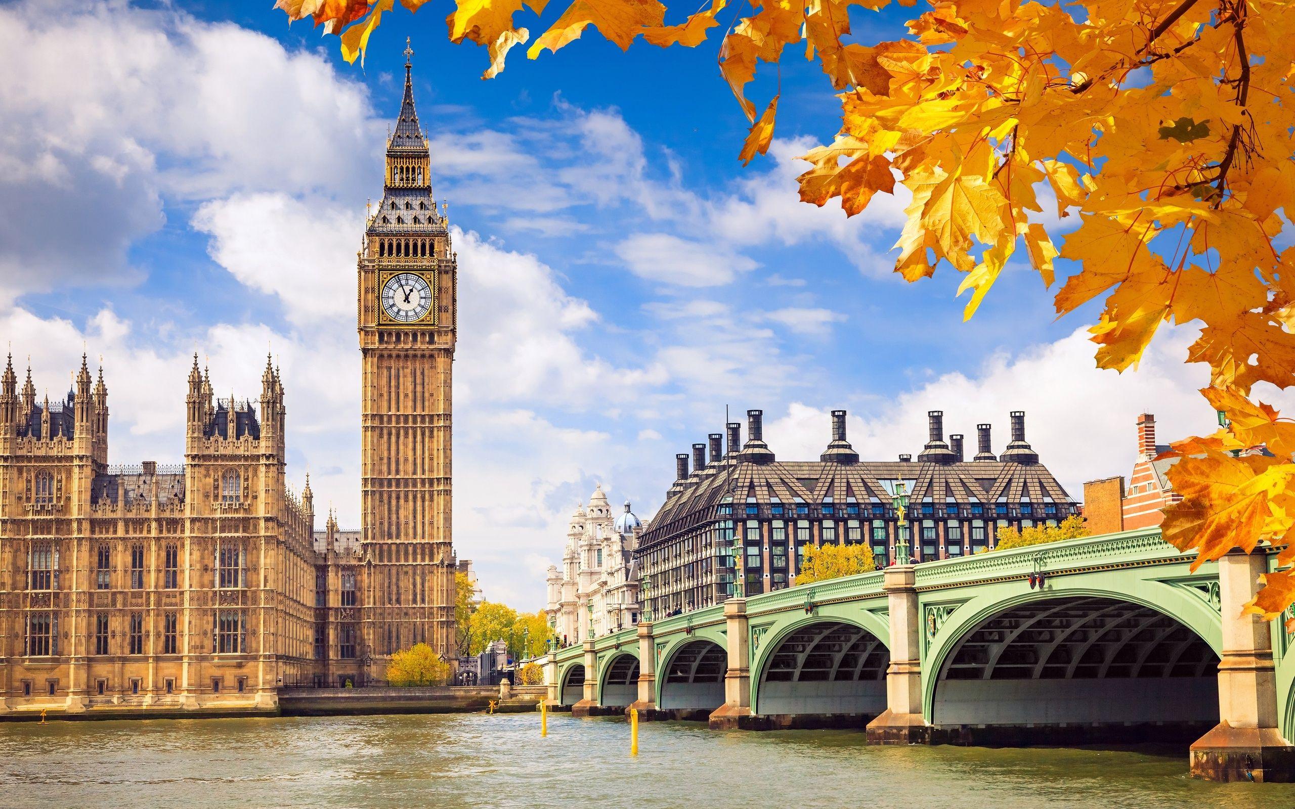 2560x1600 England Autumn Background. Six Flags New England Wallpaper, England Country Wallpaper and London England Wallpaper