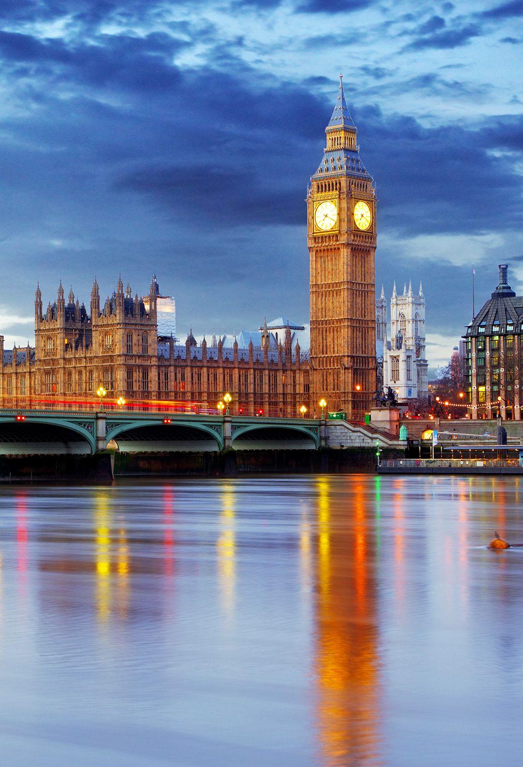 1040x1526 Big Ben London Wallpaper