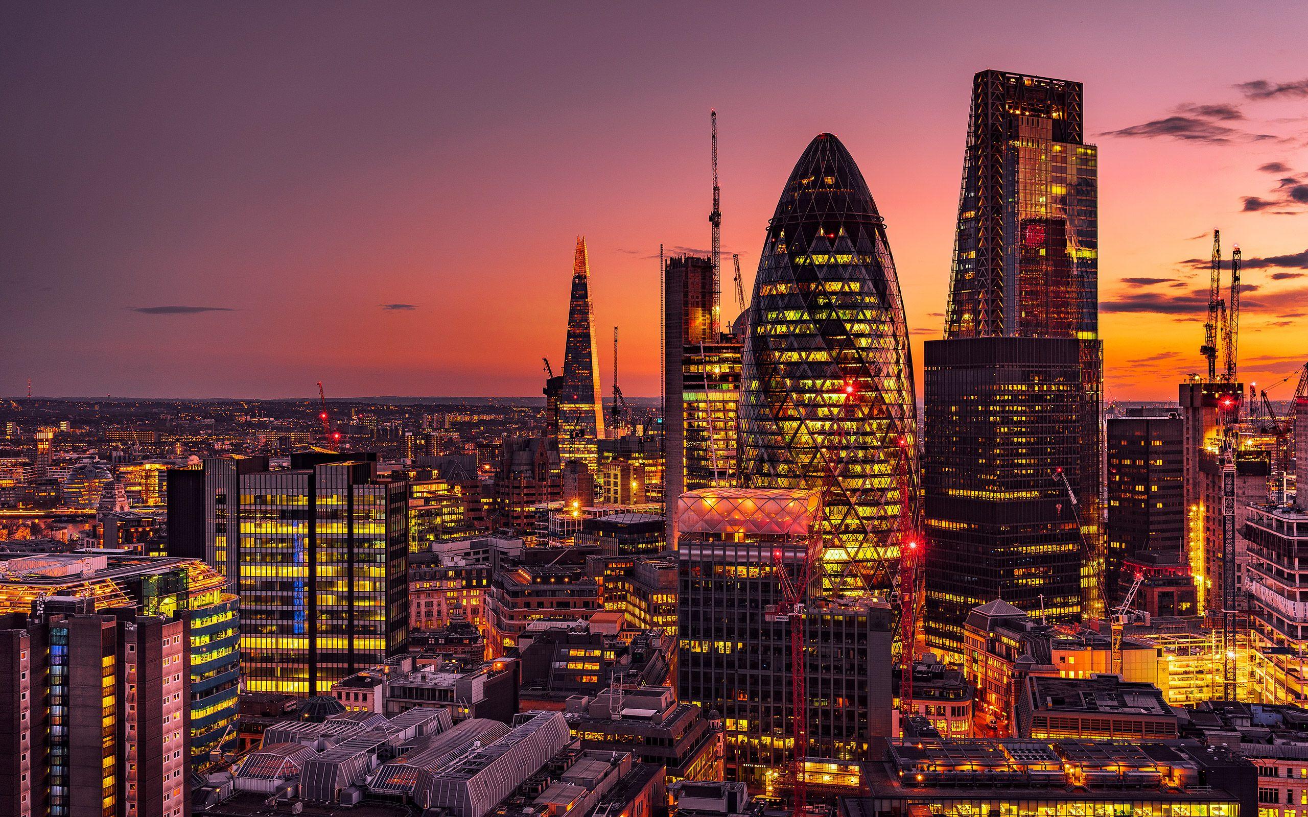 2560x1600 london. I Like To Waste My Time