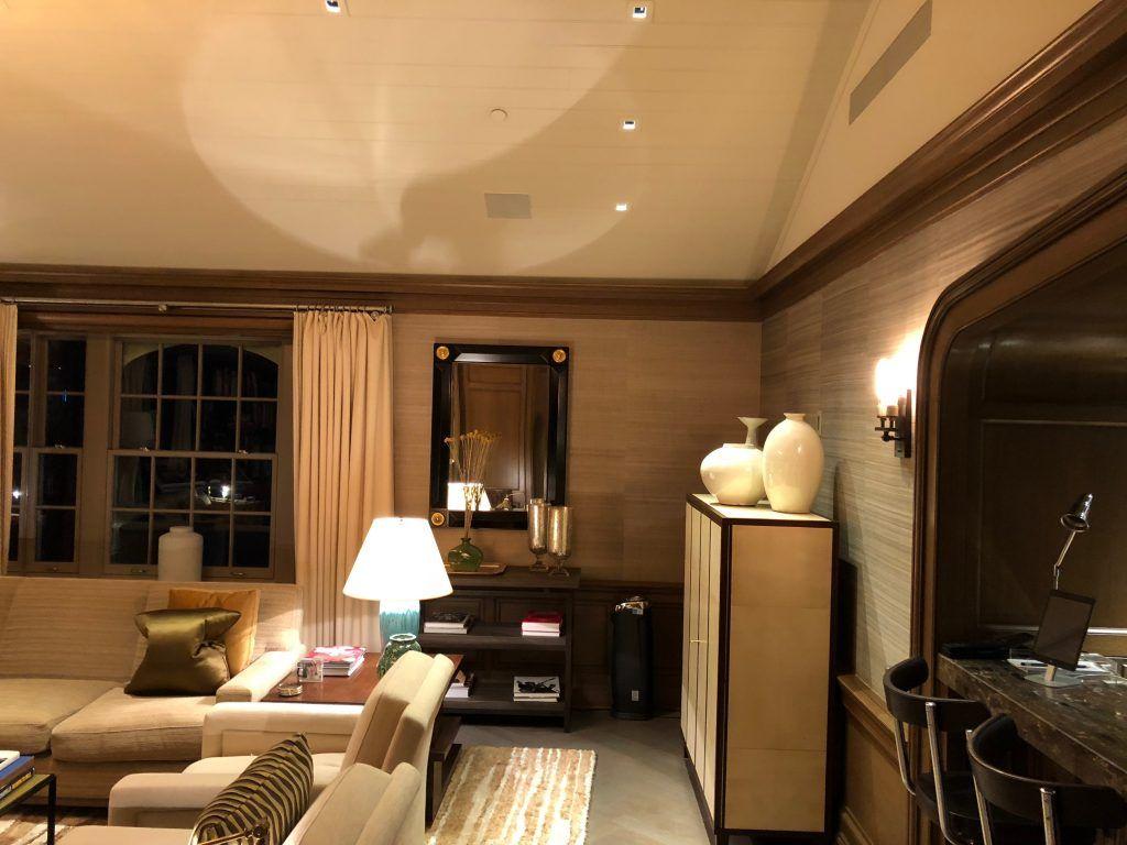 1024x768 Wallpaper Installation & Removal Services