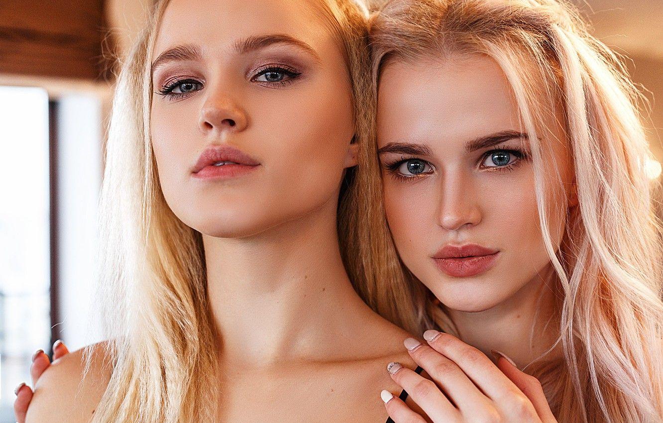 1332x850 Wallpaper long hair, girls, photo, photographer, blue eyes, lips, face, models, blonde, portrait, mouth, makeup, close up, strap, looking at camera, eyeshadow image for desktop, section девушки